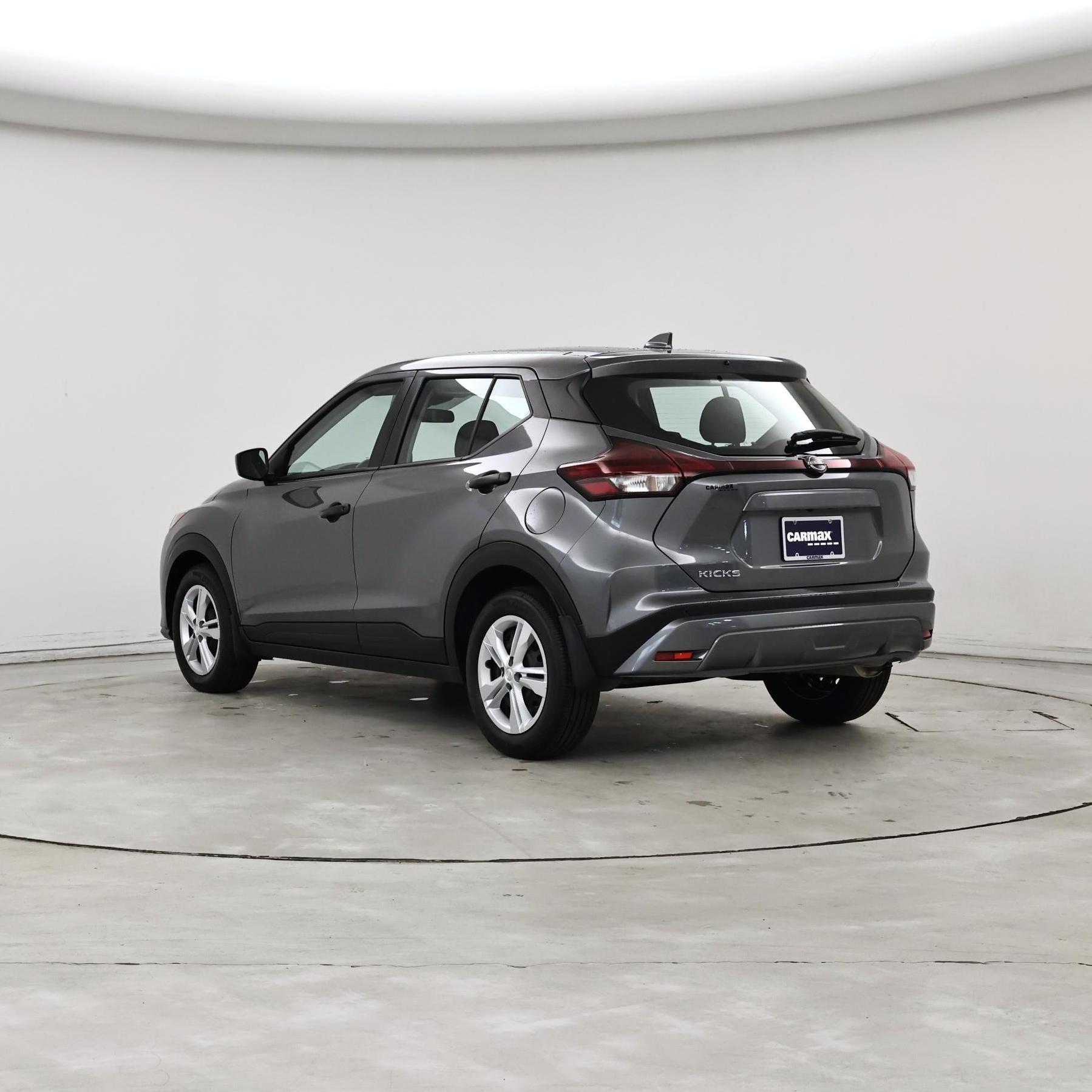 Thumbnail: 2025 Nissan Kicks - 2