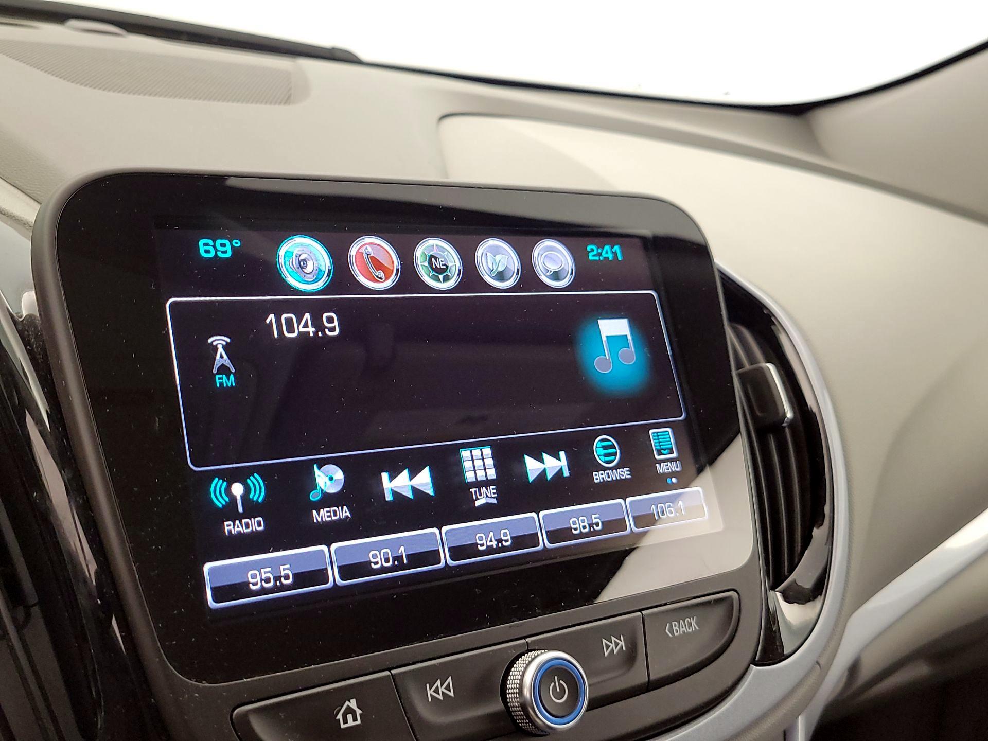 Thumbnail: 2018 Chevrolet Volt - 15