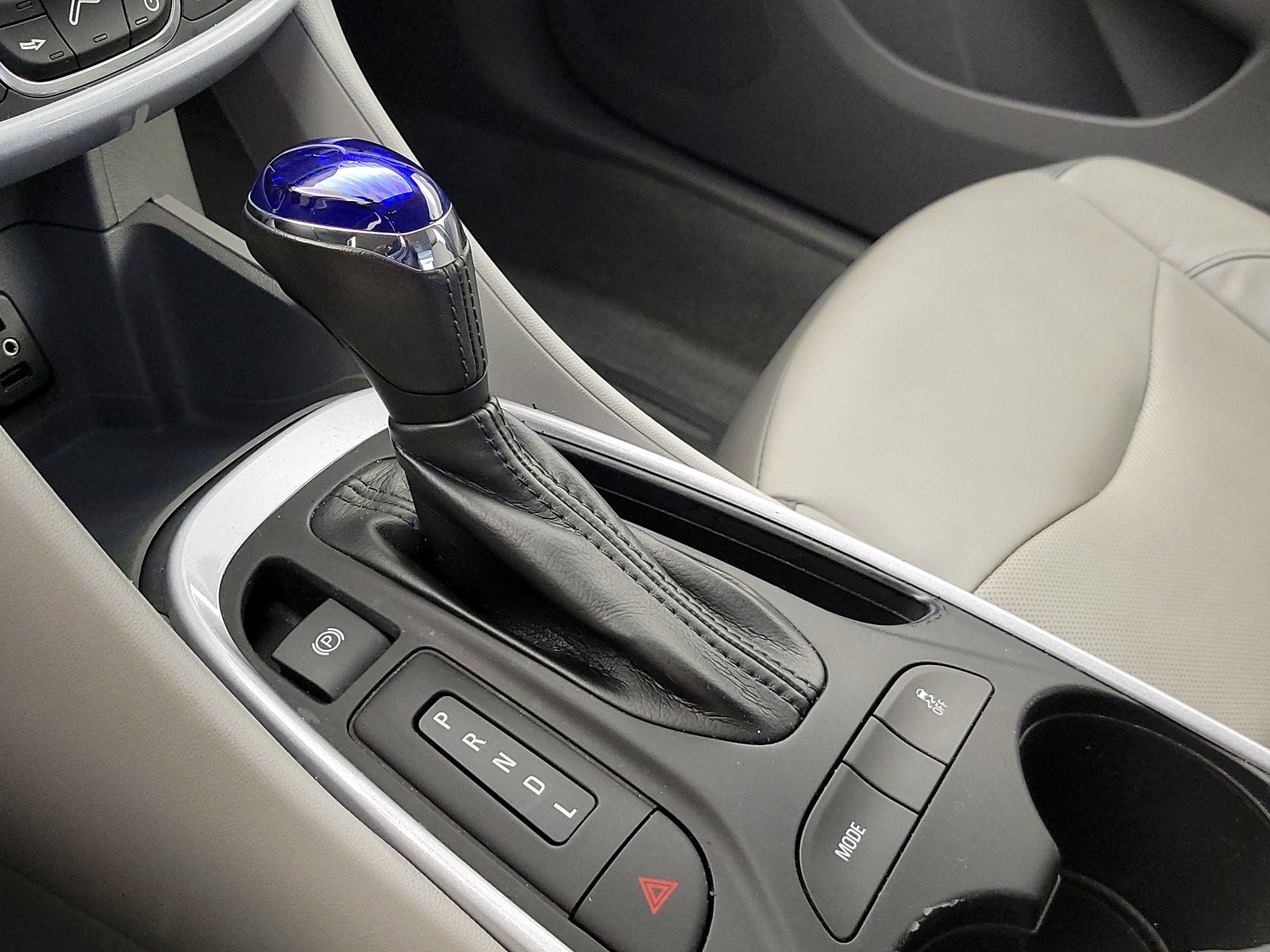 Thumbnail: 2018 Chevrolet Volt - 17