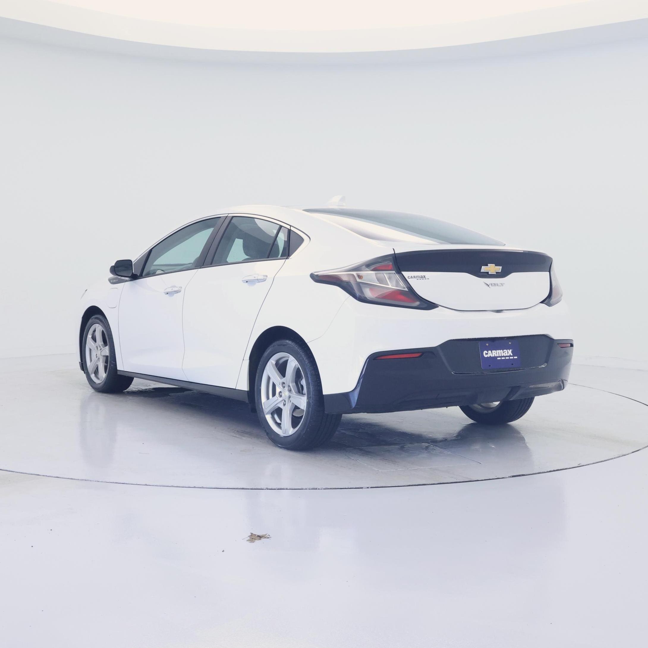 Thumbnail: 2018 Chevrolet Volt - 2