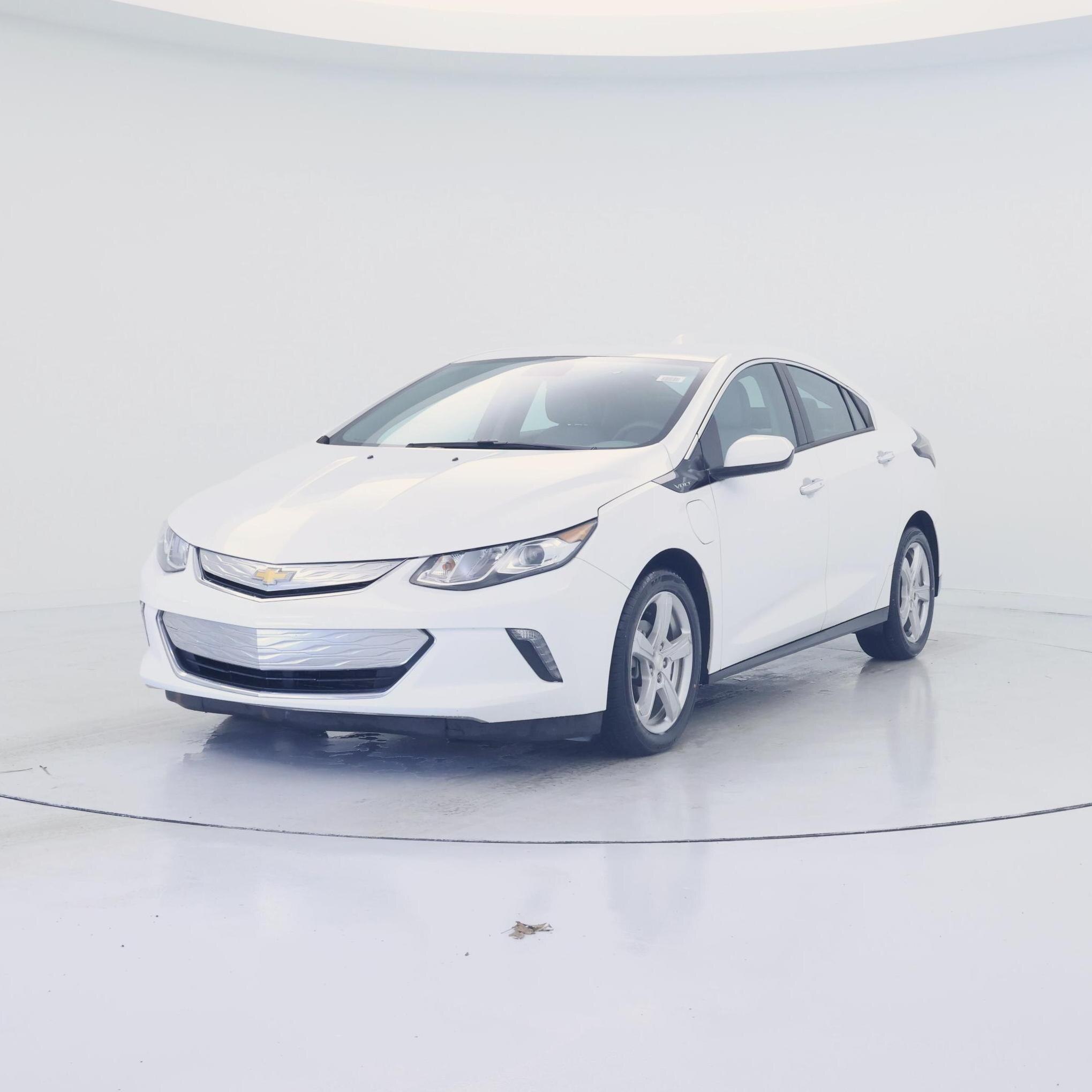 Thumbnail: 2018 Chevrolet Volt - 4