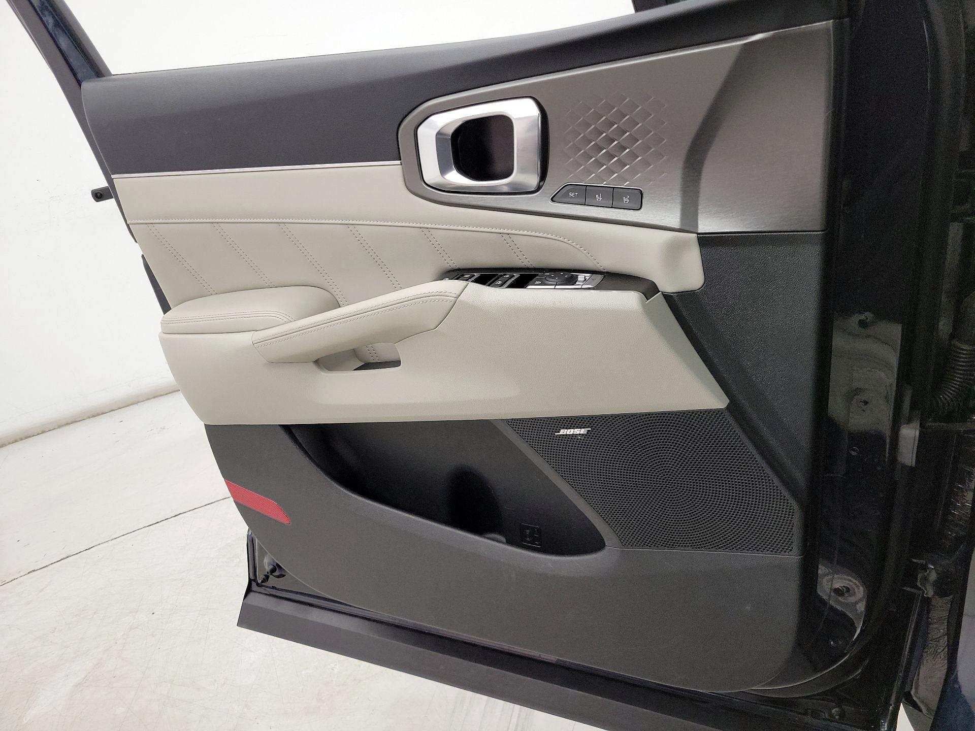 Thumbnail: 2024 Kia Sorento - 12