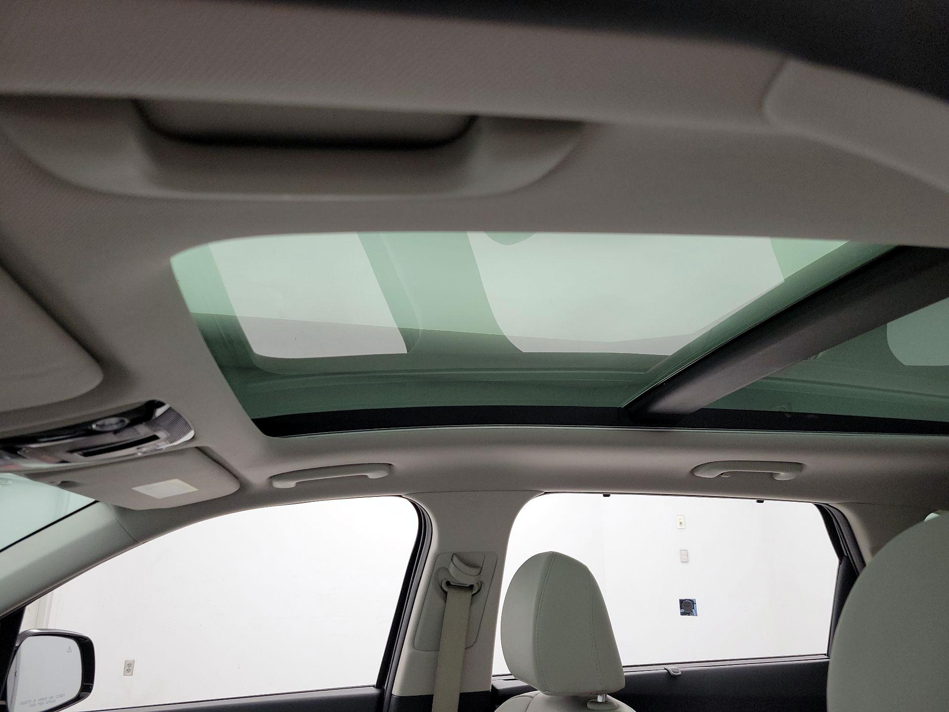 Thumbnail: 2024 Kia Sorento - 20