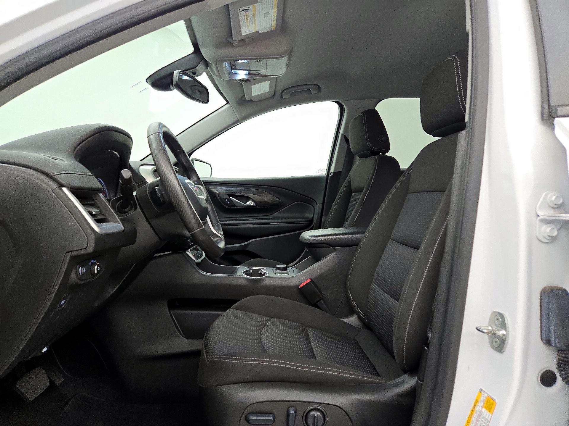 Thumbnail: 2022 GMC Terrain - 11