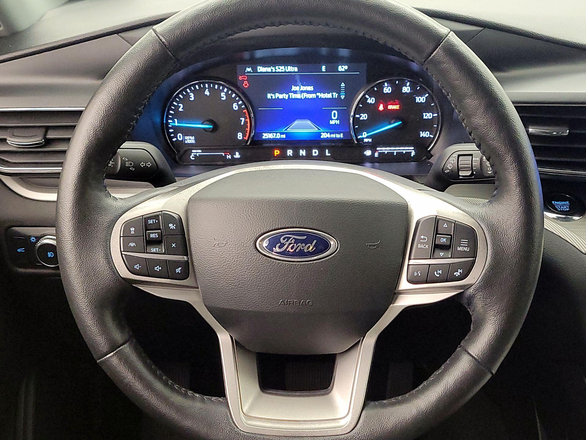 Thumbnail: 2022 Ford Explorer - 10