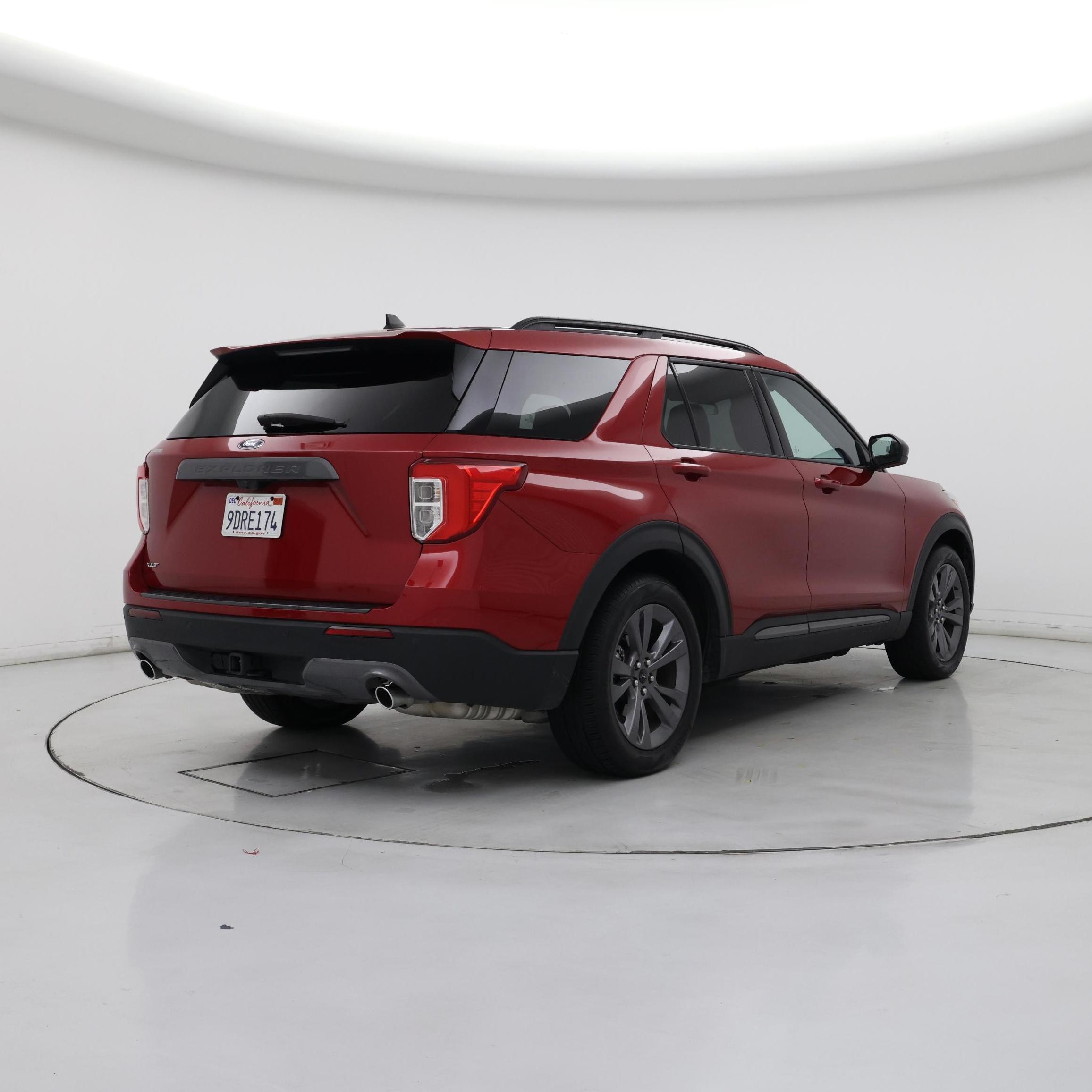 Thumbnail: 2022 Ford Explorer - 8