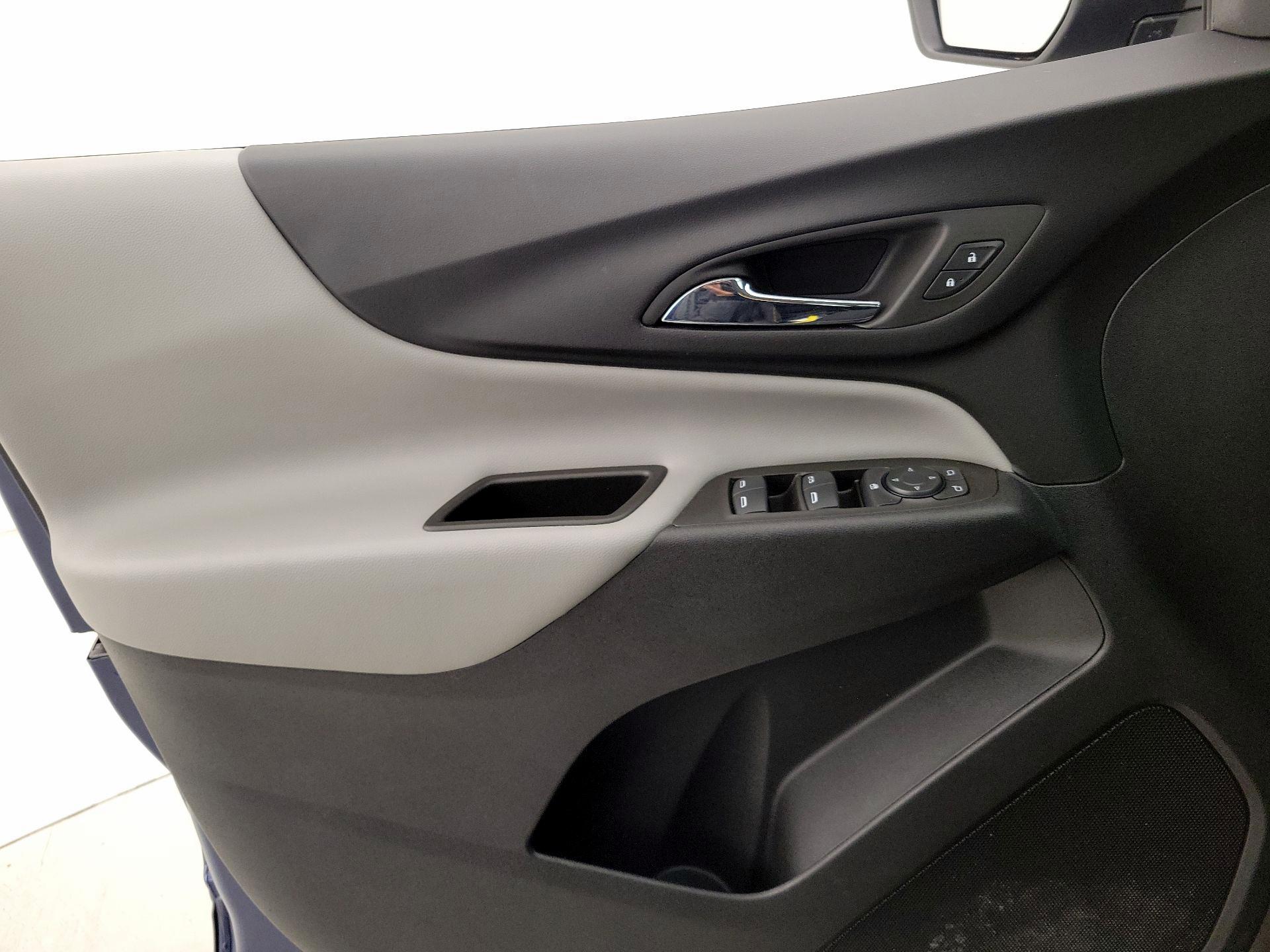 Thumbnail: 2023 Chevrolet Equinox - 12