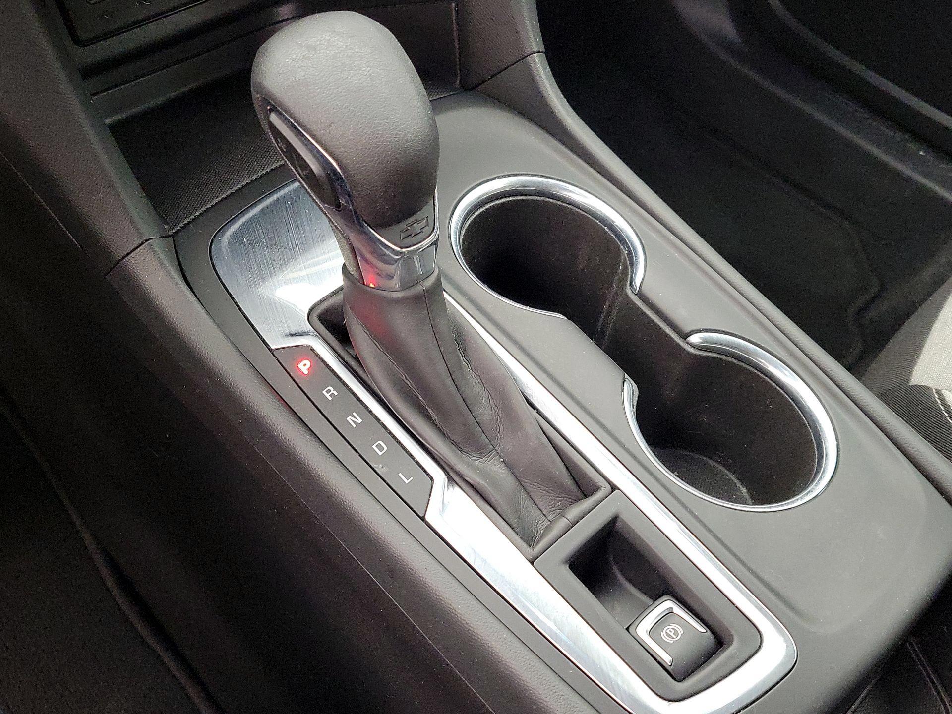 Thumbnail: 2023 Chevrolet Equinox - 17