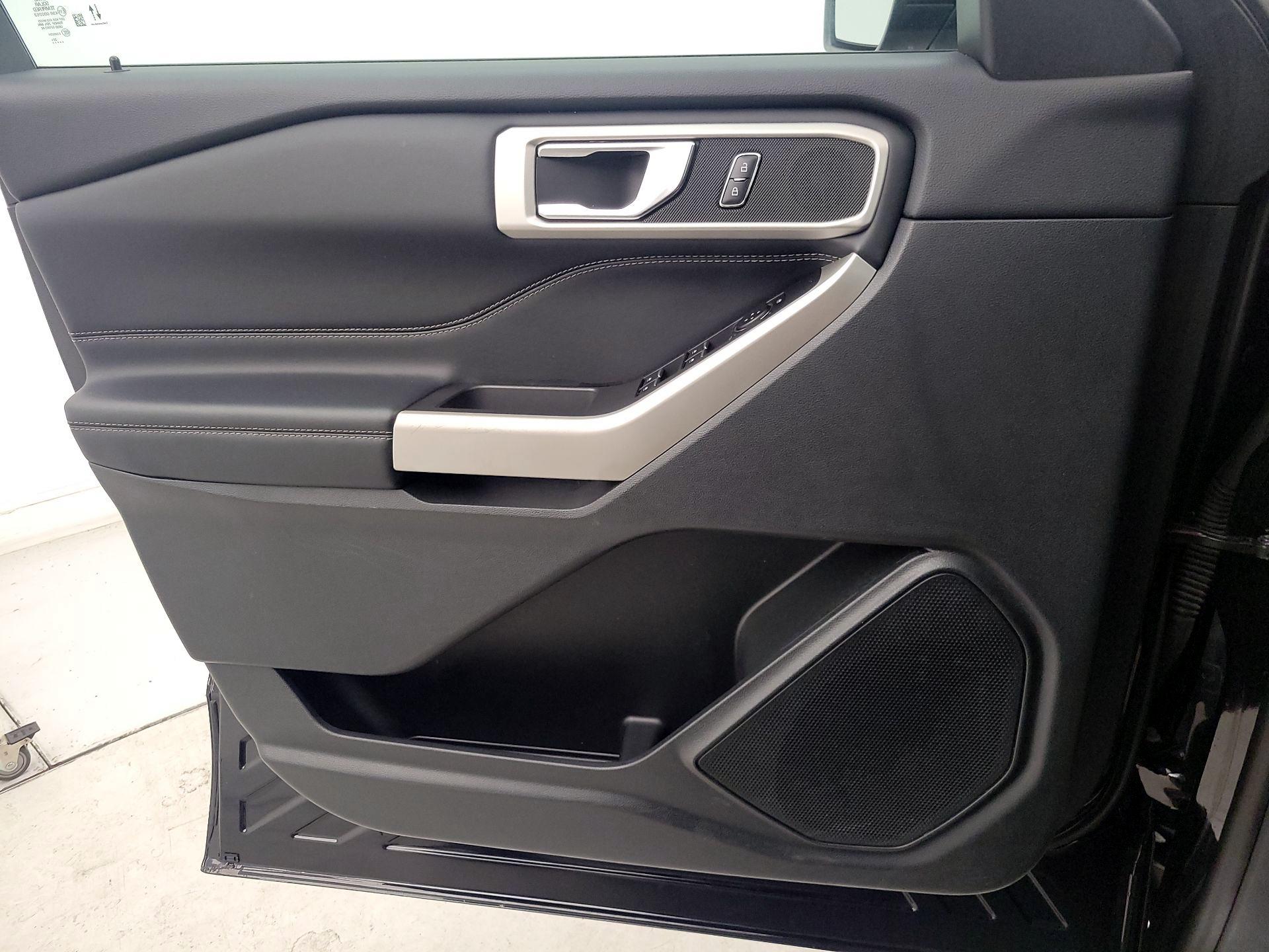 Thumbnail: 2023 Ford Explorer - 10