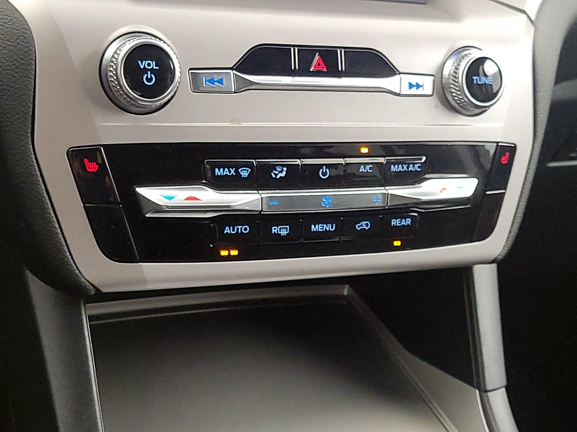 Thumbnail: 2023 Ford Explorer - 14