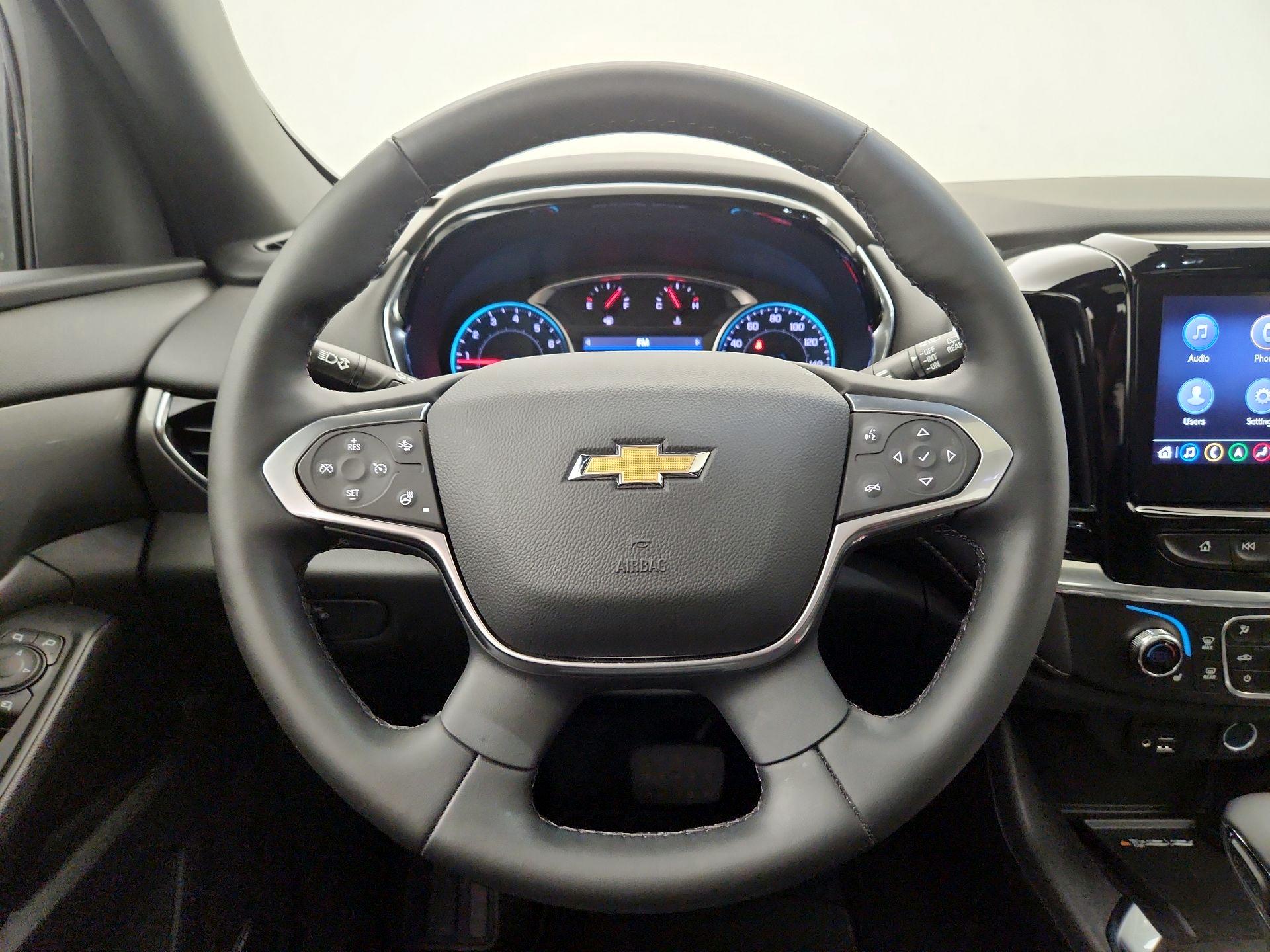 Thumbnail: 2023 Chevrolet Traverse - 10