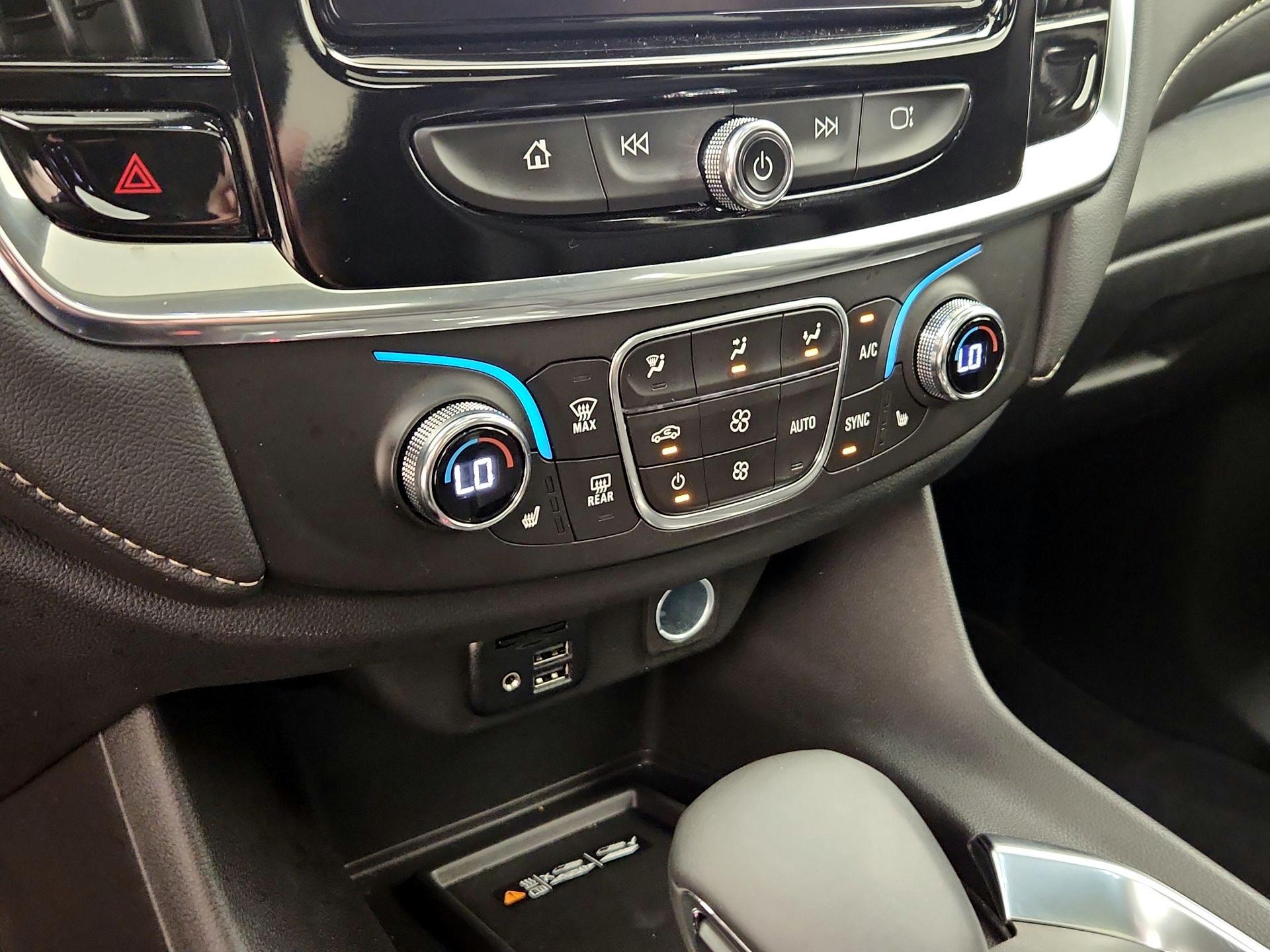 Thumbnail: 2023 Chevrolet Traverse - 17