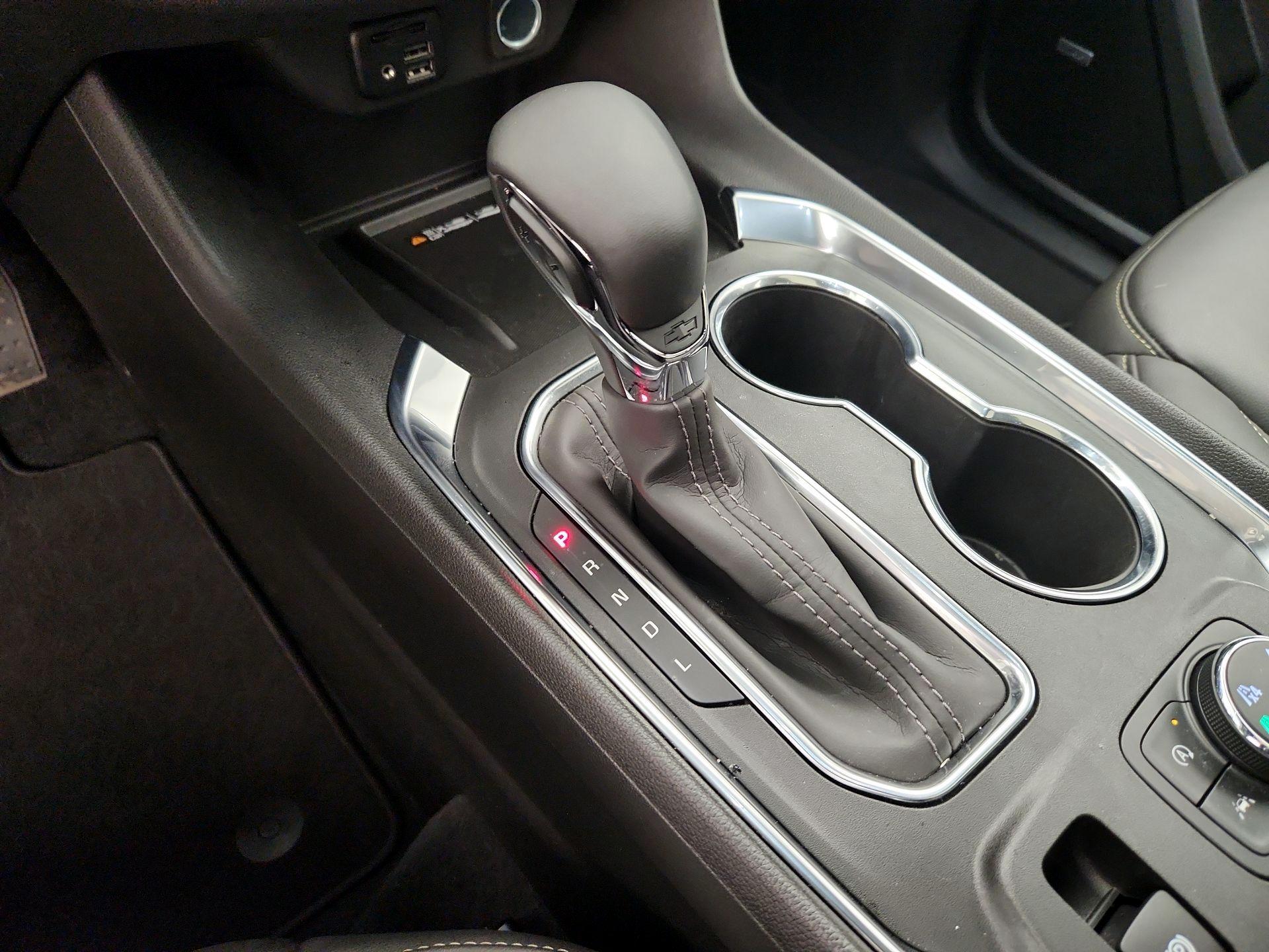 Thumbnail: 2023 Chevrolet Traverse - 18