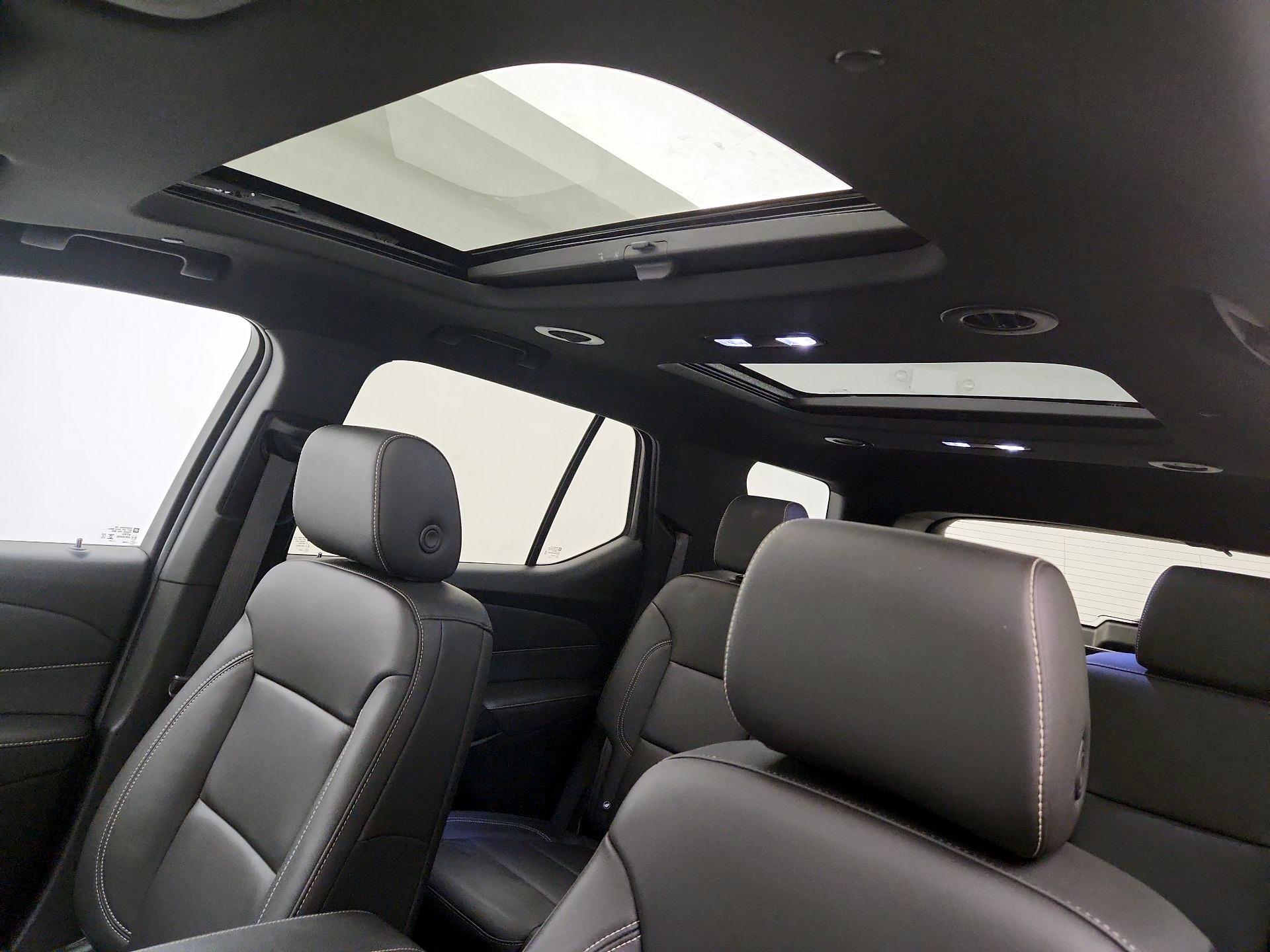 Thumbnail: 2023 Chevrolet Traverse - 20