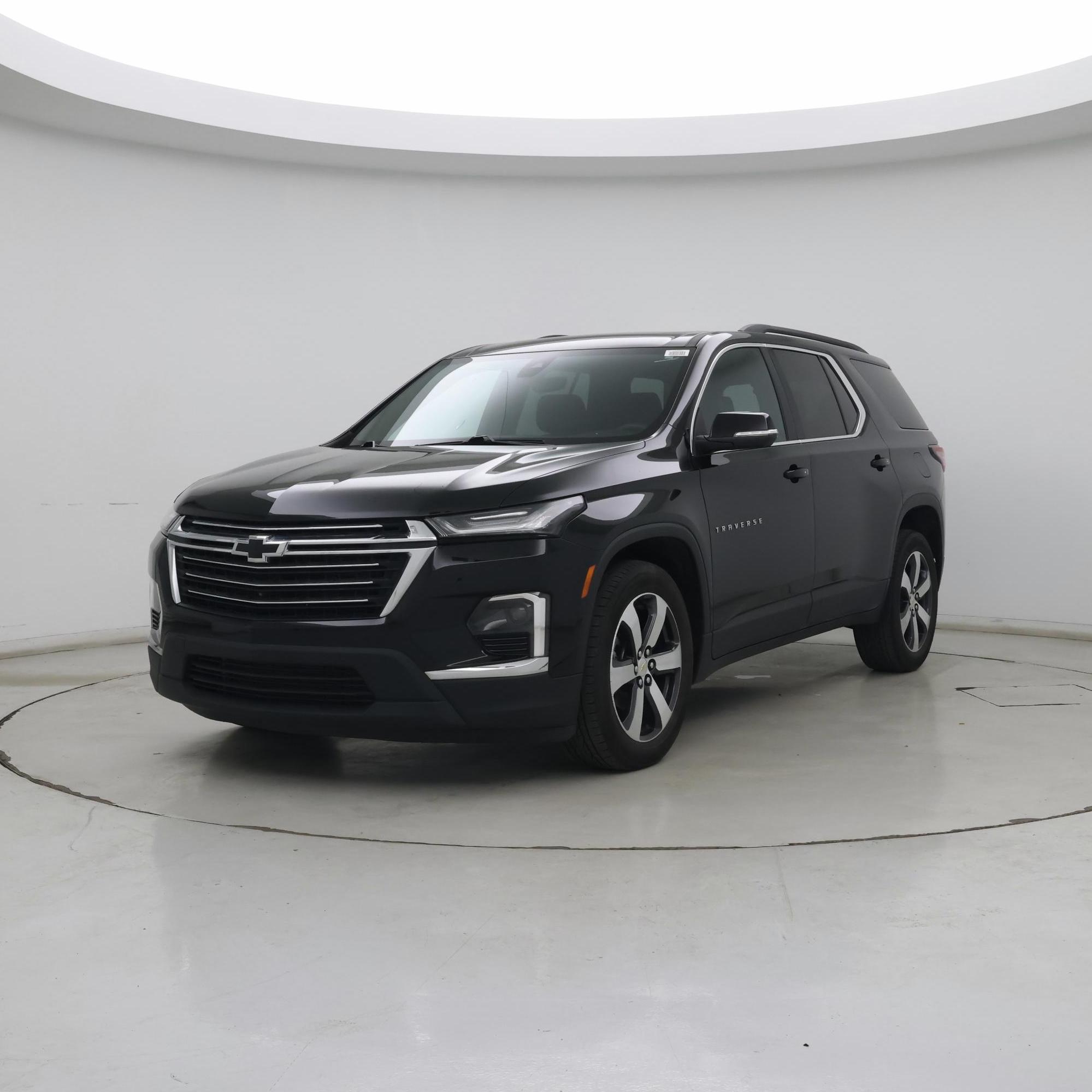 Thumbnail: 2023 Chevrolet Traverse - 4
