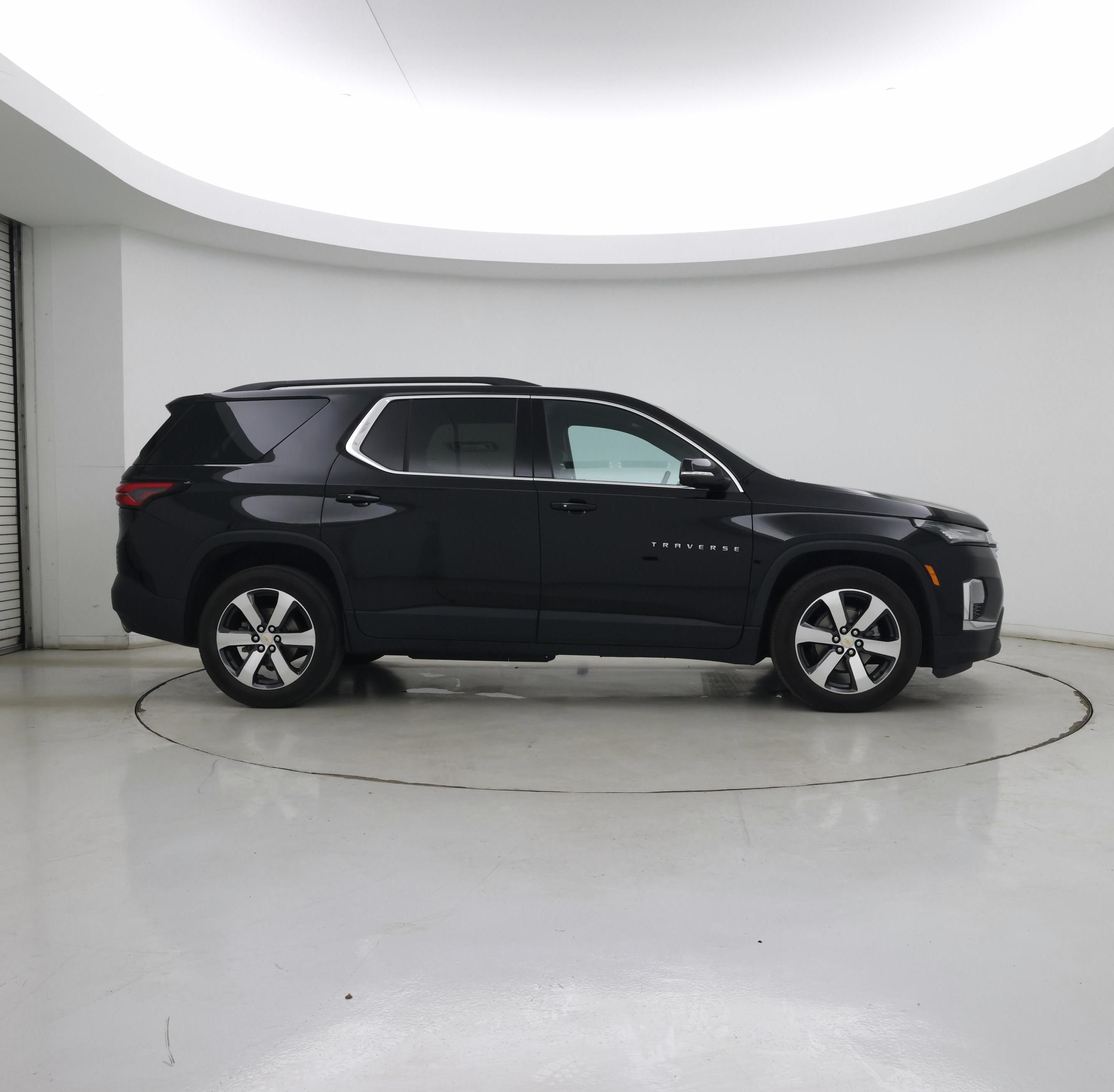 Thumbnail: 2023 Chevrolet Traverse - 7
