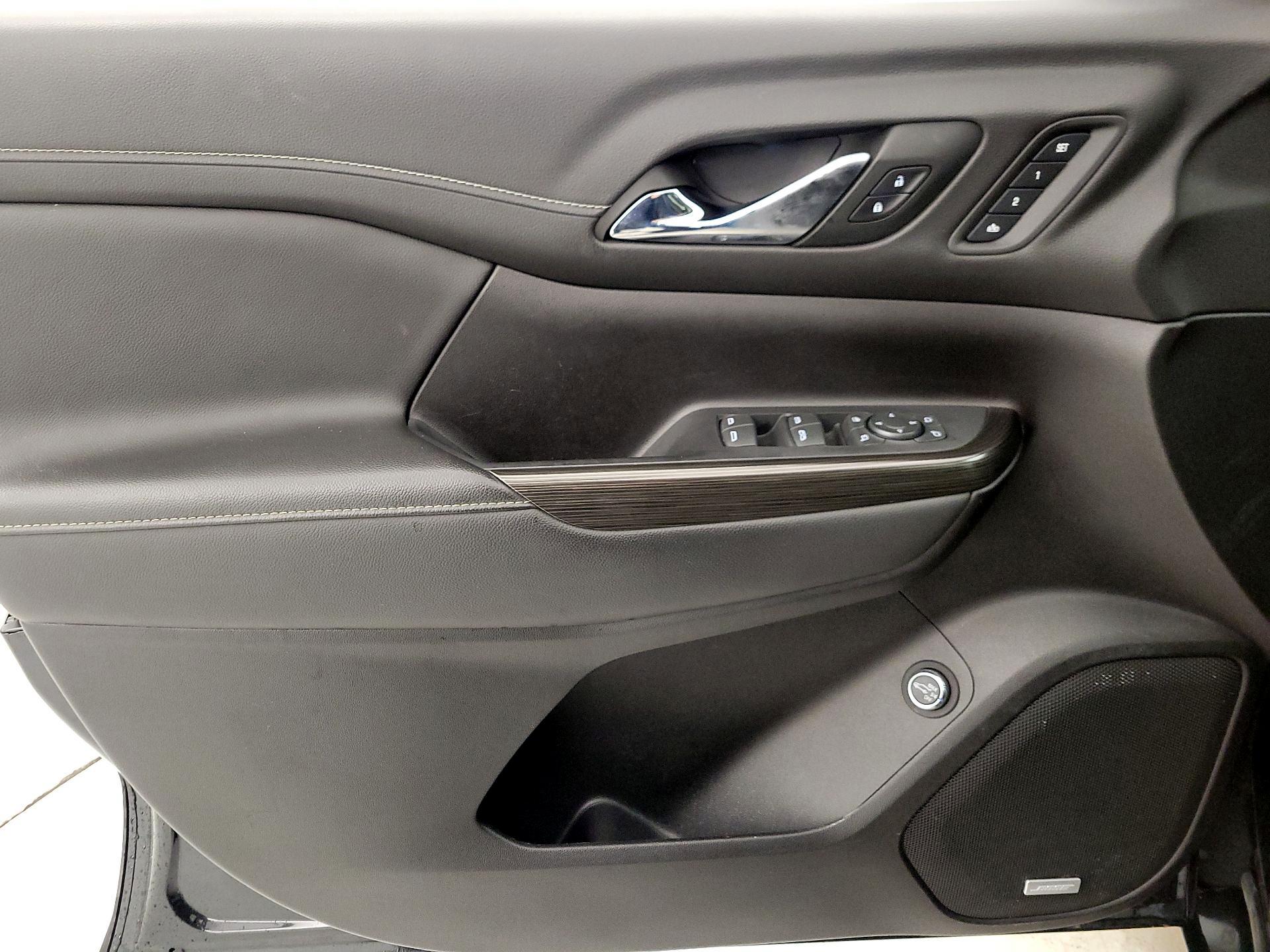 Thumbnail: 2023 GMC Acadia - 12