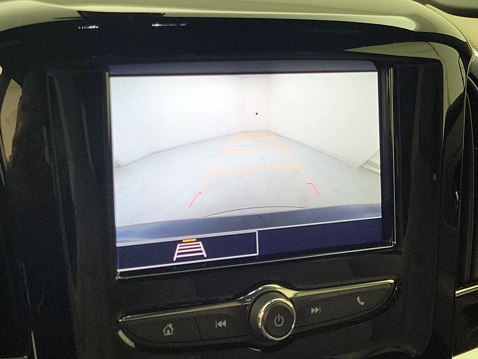 Thumbnail: 2023 Chevrolet Traverse - 14