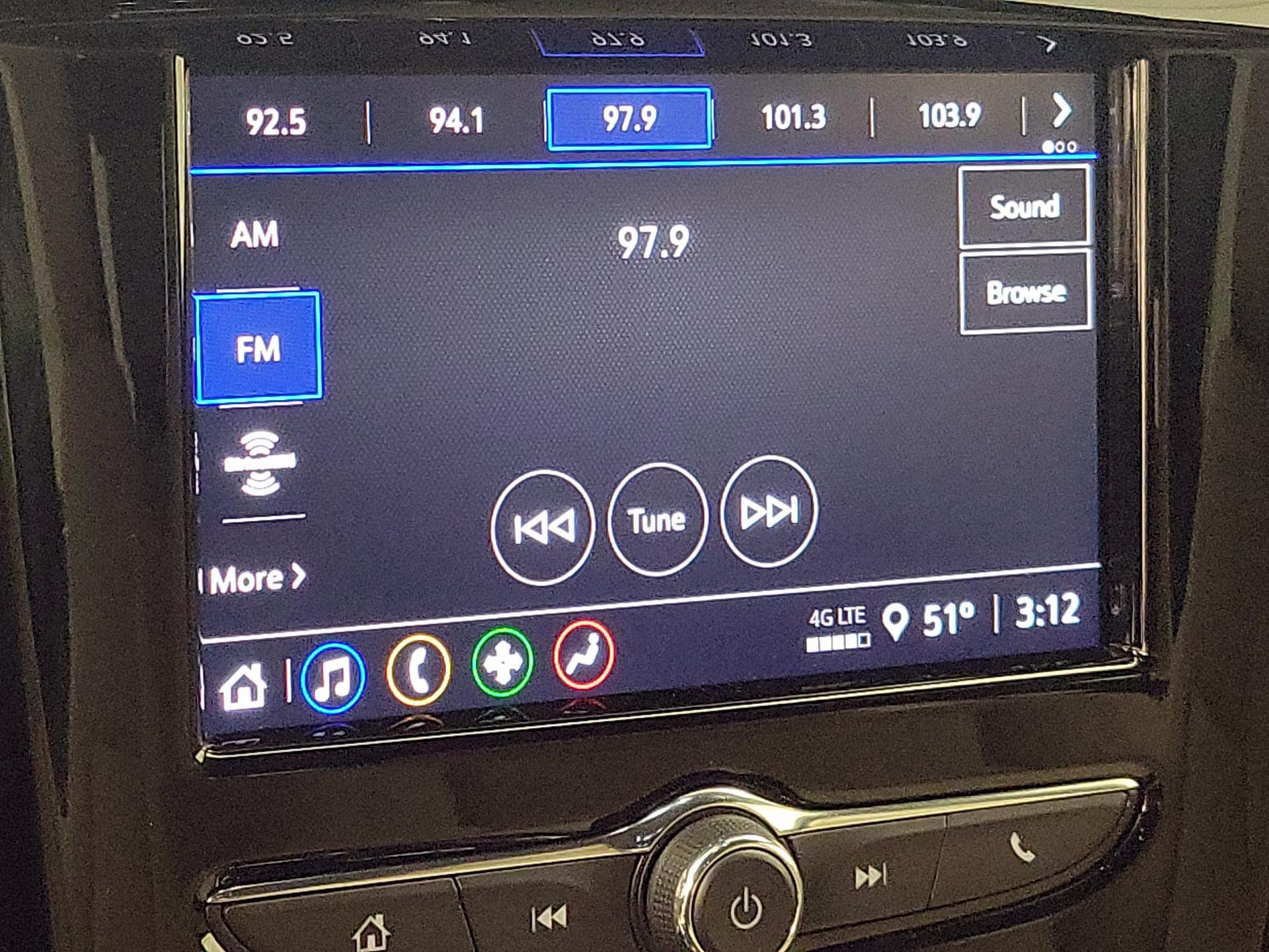 Thumbnail: 2023 Chevrolet Traverse - 15