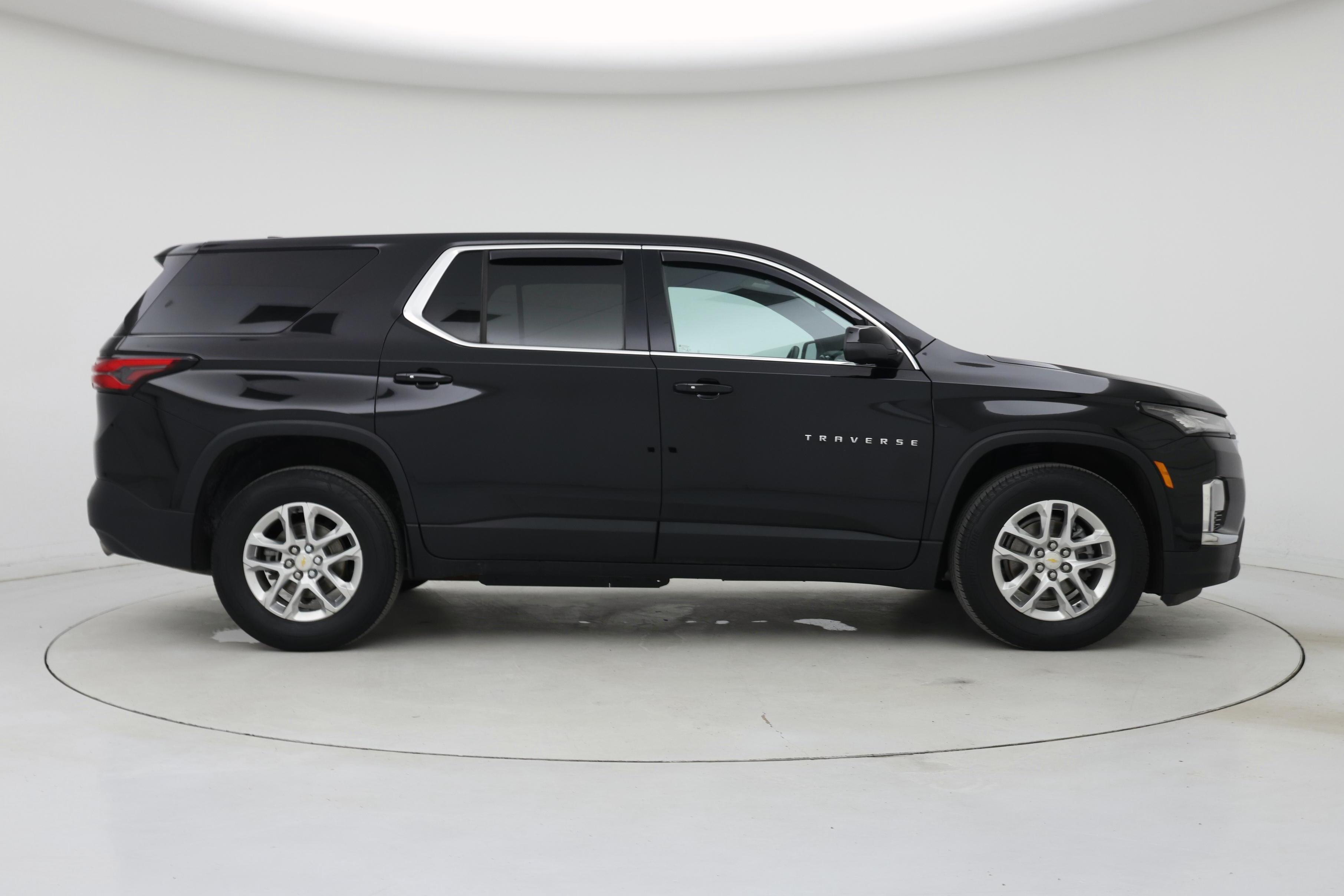 Thumbnail: 2023 Chevrolet Traverse - 7