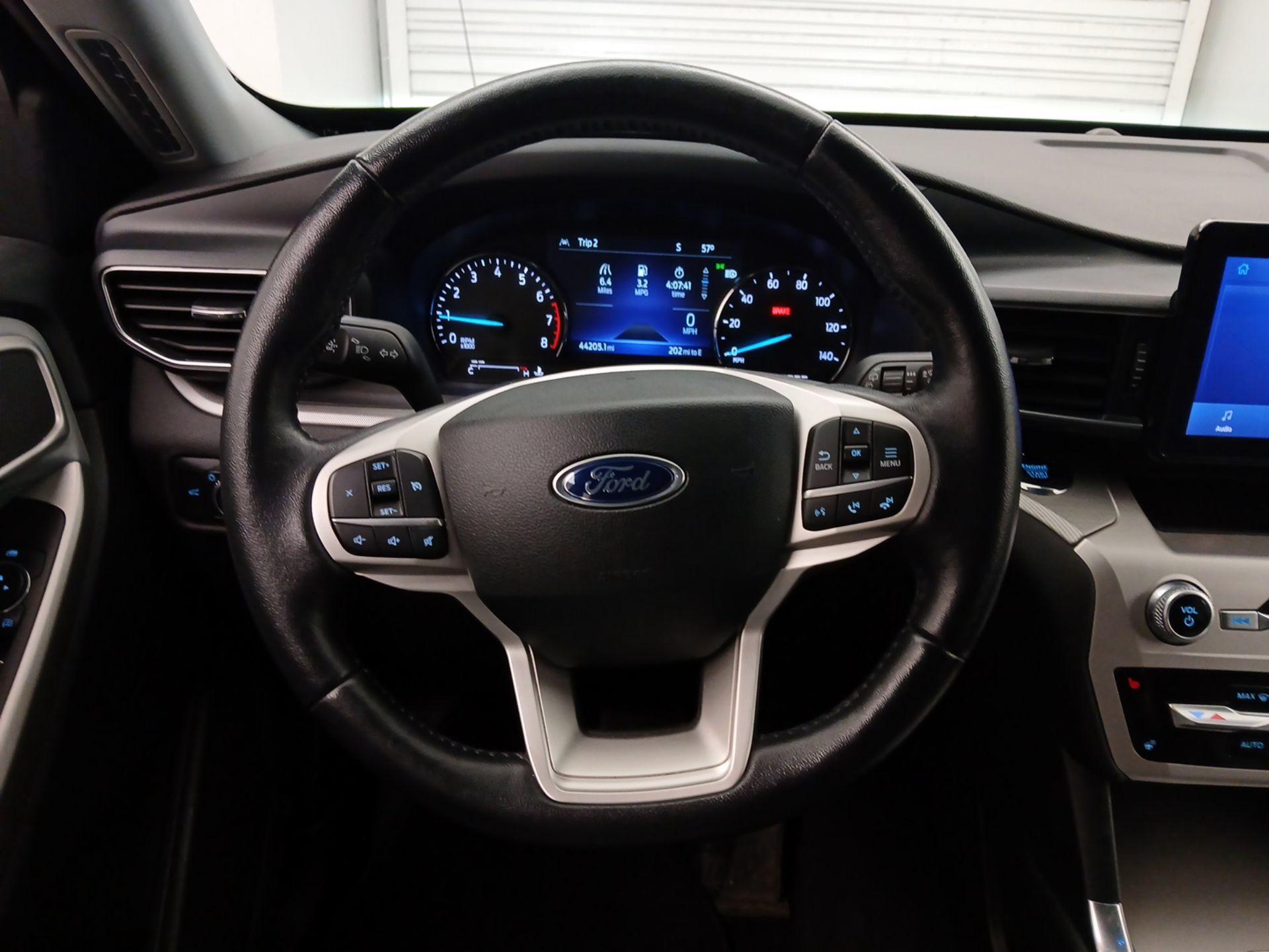 Thumbnail: 2022 Ford Explorer - 10