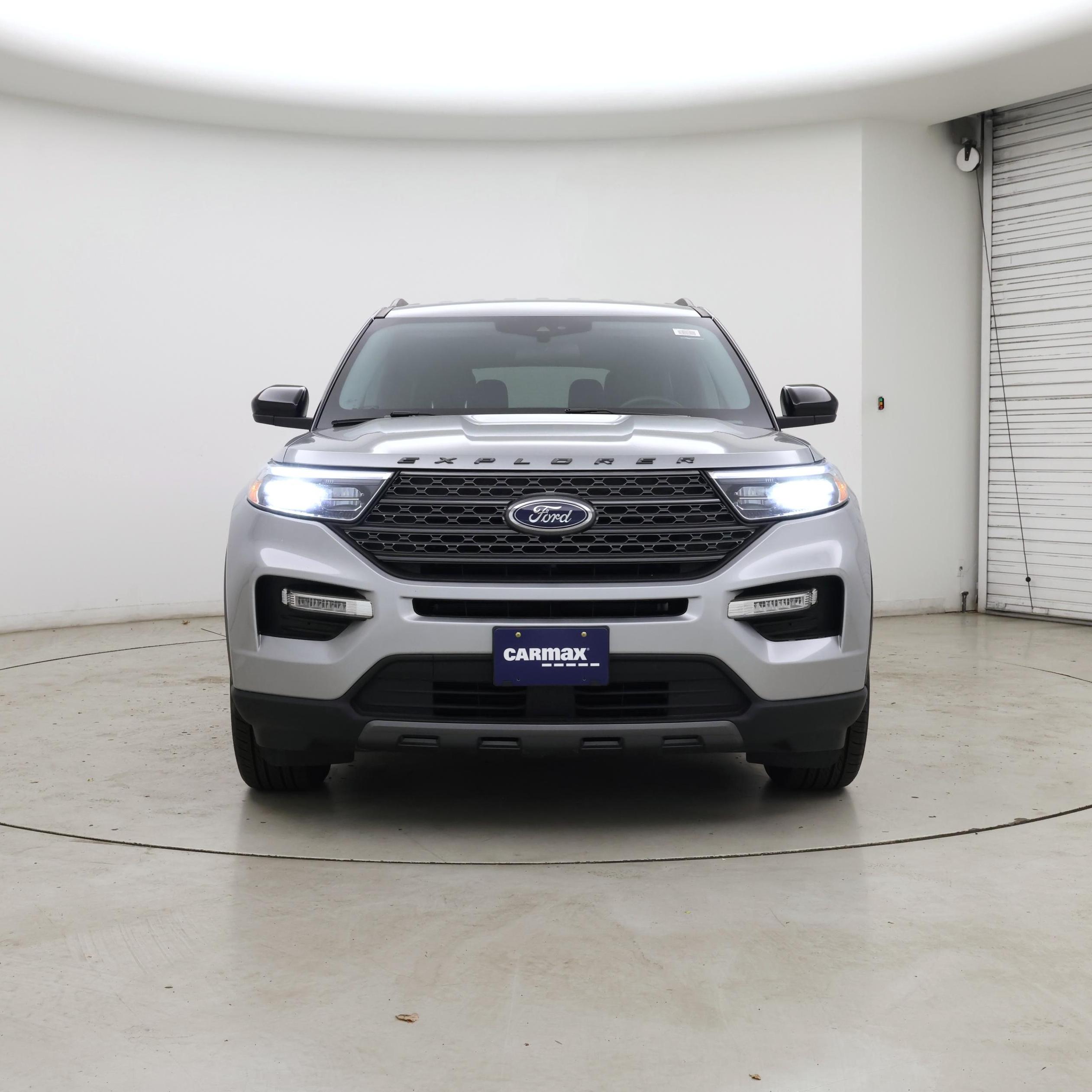 Thumbnail: 2022 Ford Explorer - 5