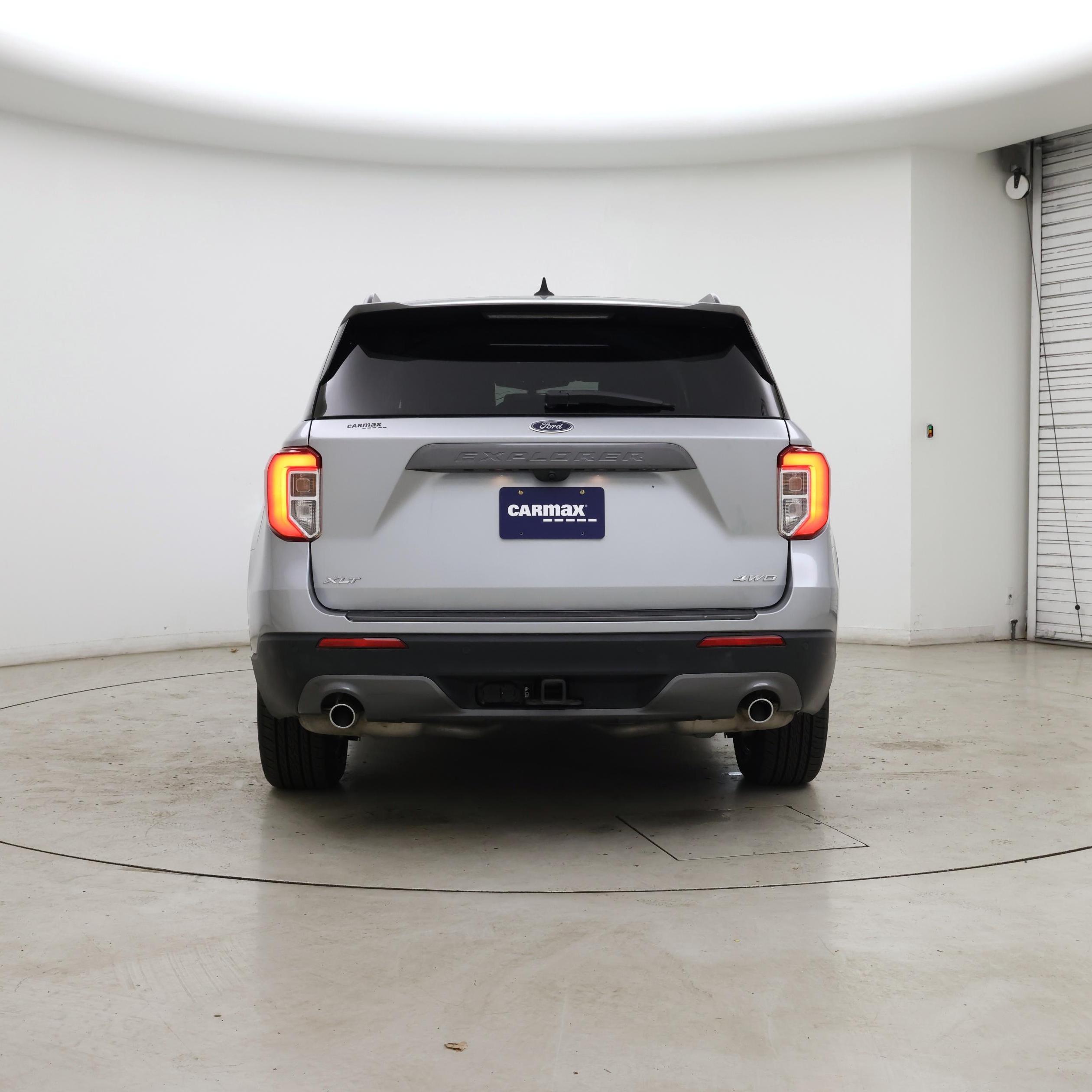 Thumbnail: 2022 Ford Explorer - 6