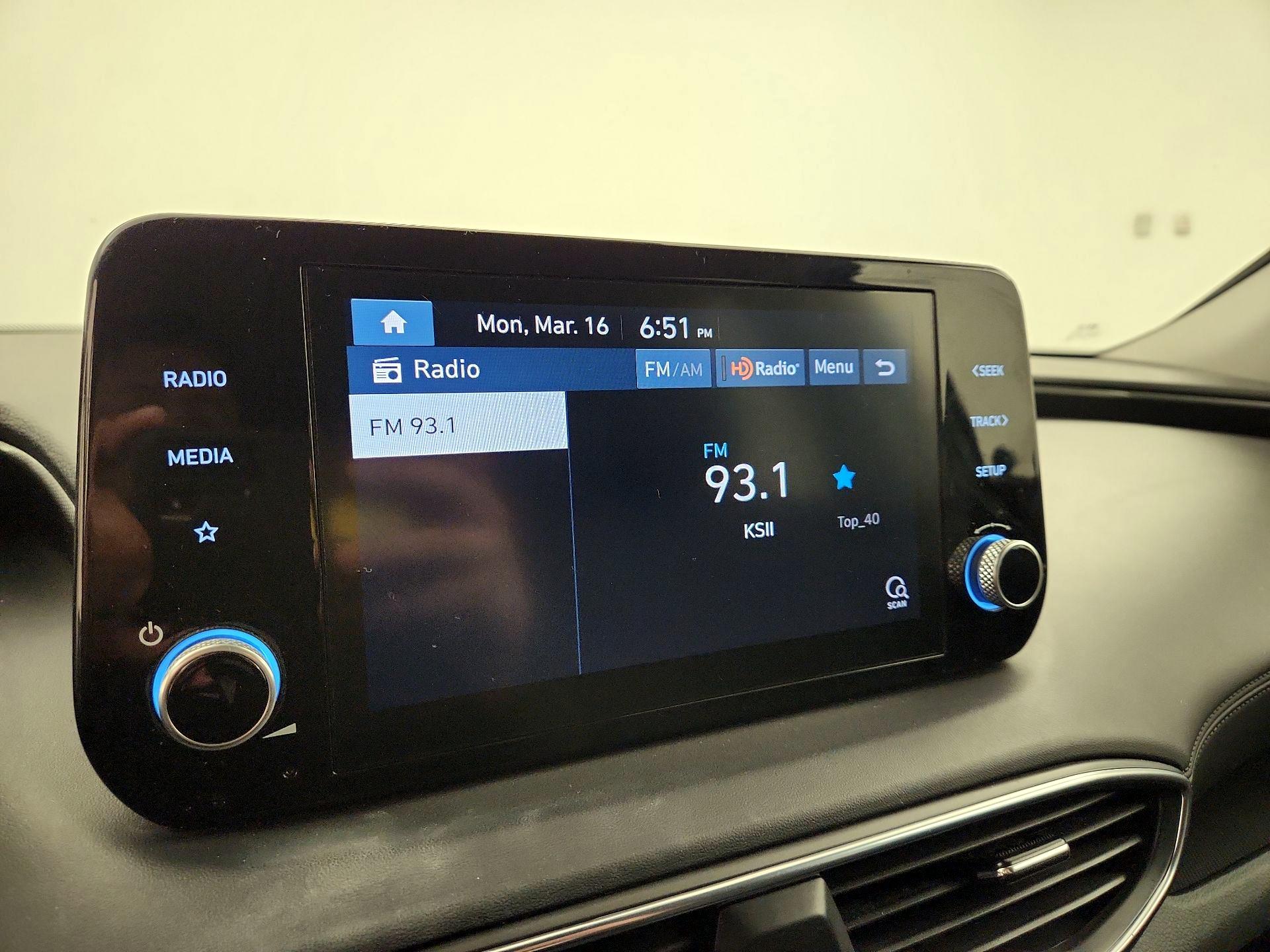 Thumbnail: 2023 Hyundai Santa Fe - 15