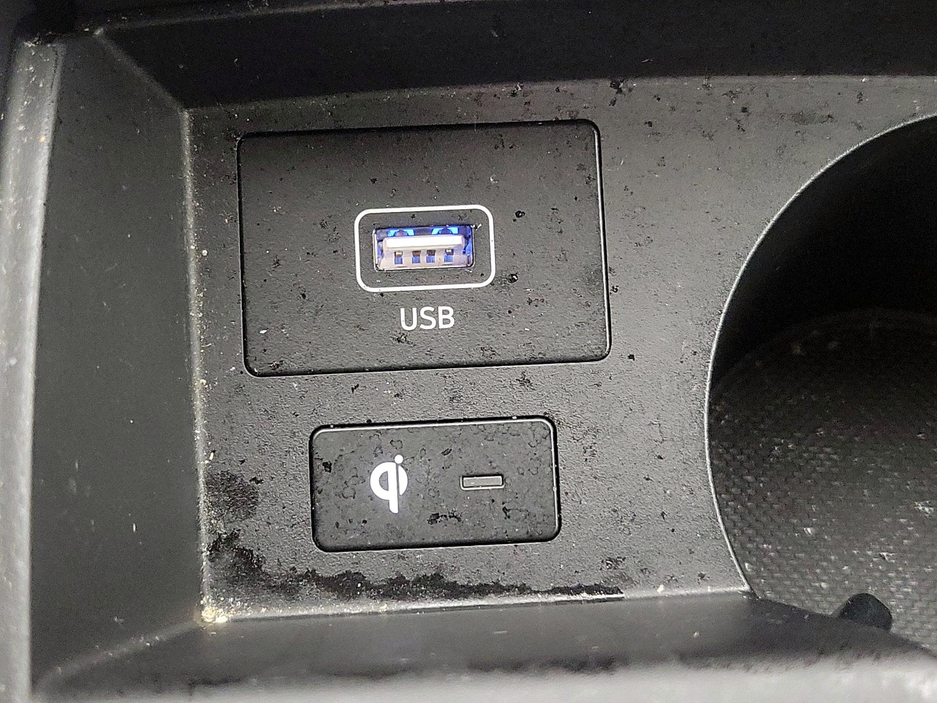 Thumbnail: 2023 Hyundai Santa Fe - 19