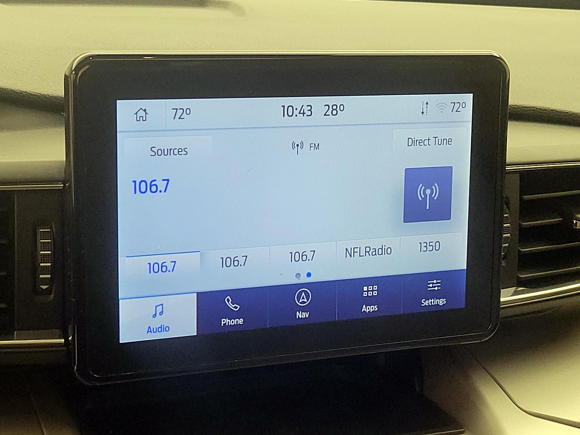 Thumbnail: 2022 Ford Explorer - 16