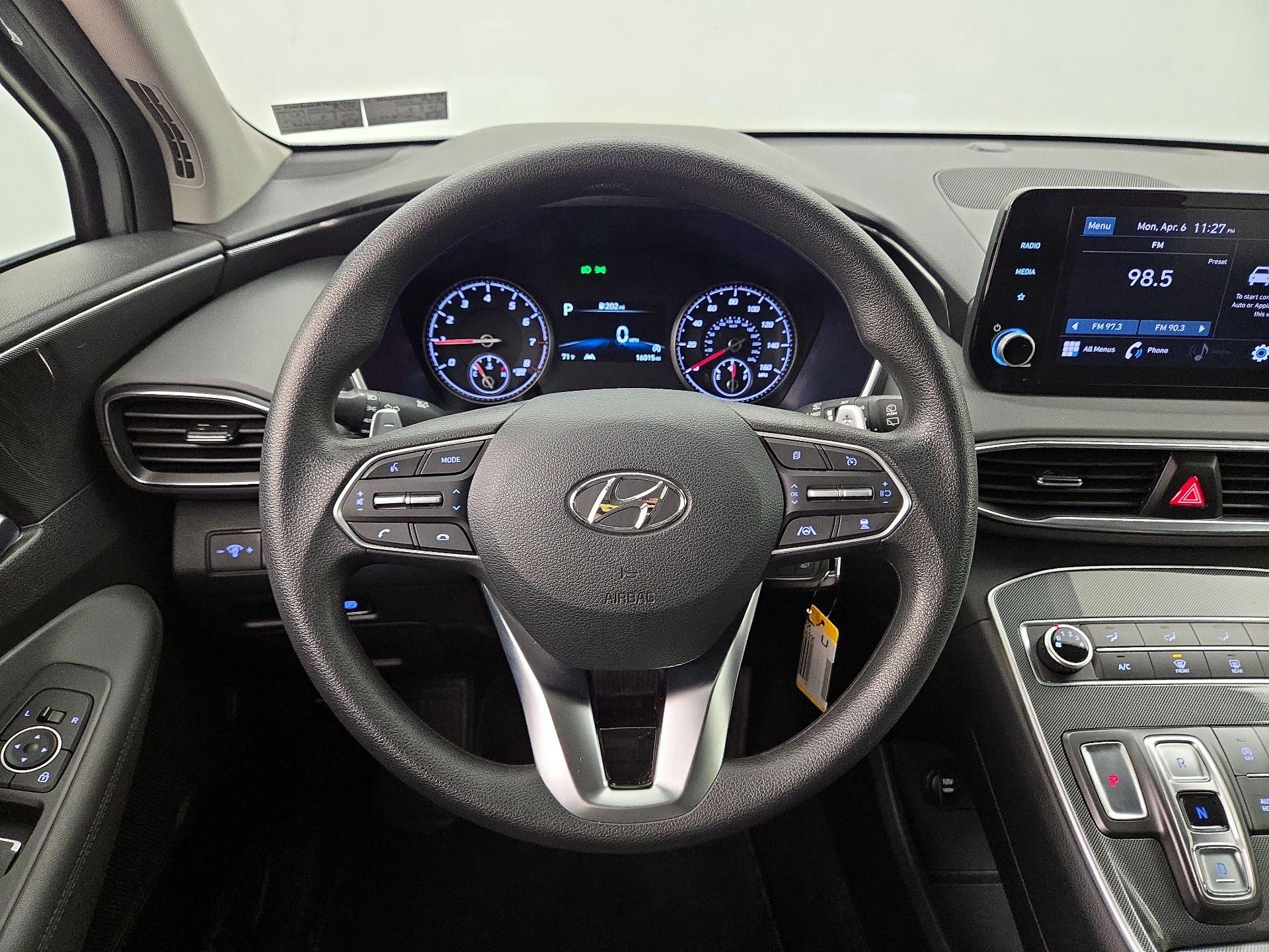 Thumbnail: 2023 Hyundai Santa Fe - 10