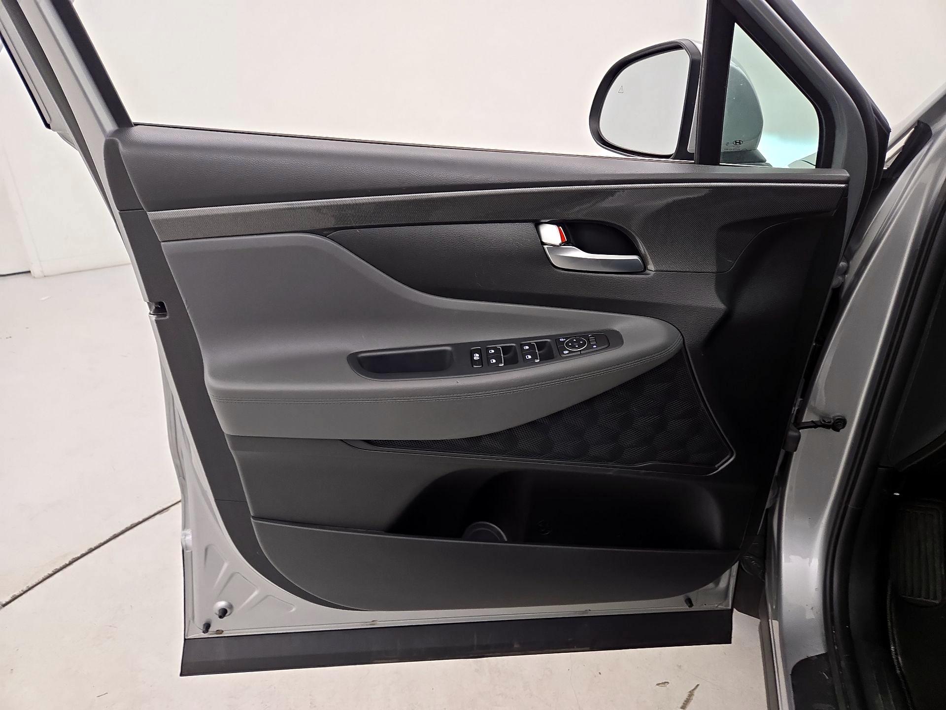 Thumbnail: 2023 Hyundai Santa Fe - 12