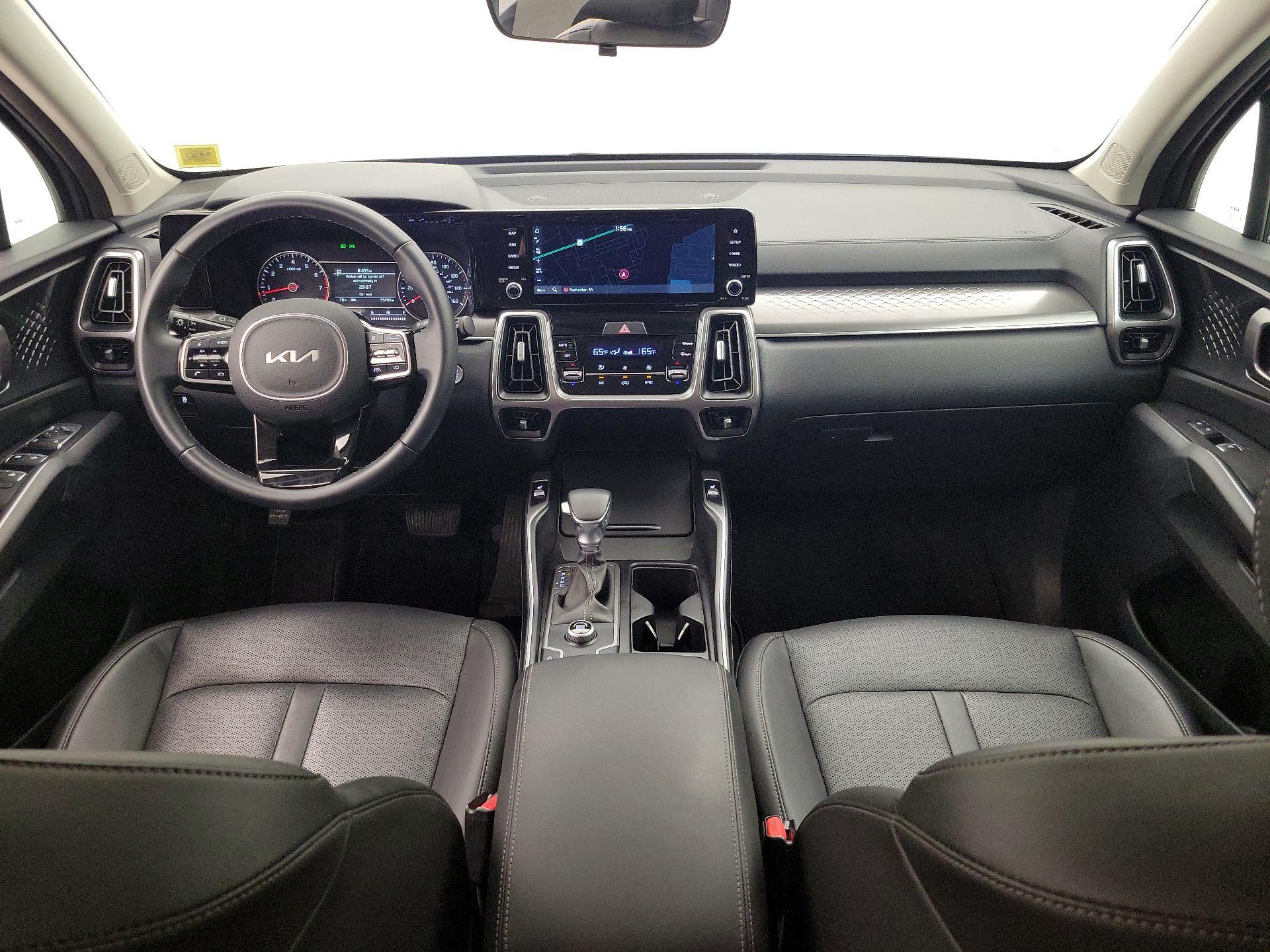 Thumbnail: 2023 Kia Sorento - 9