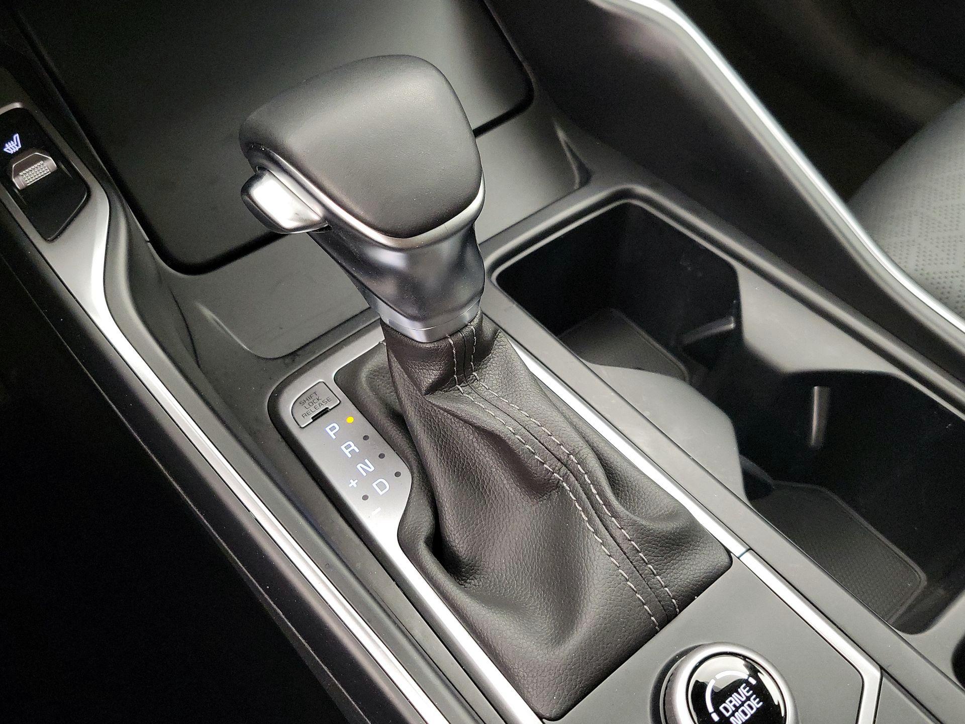 Thumbnail: 2023 Kia Sorento - 18