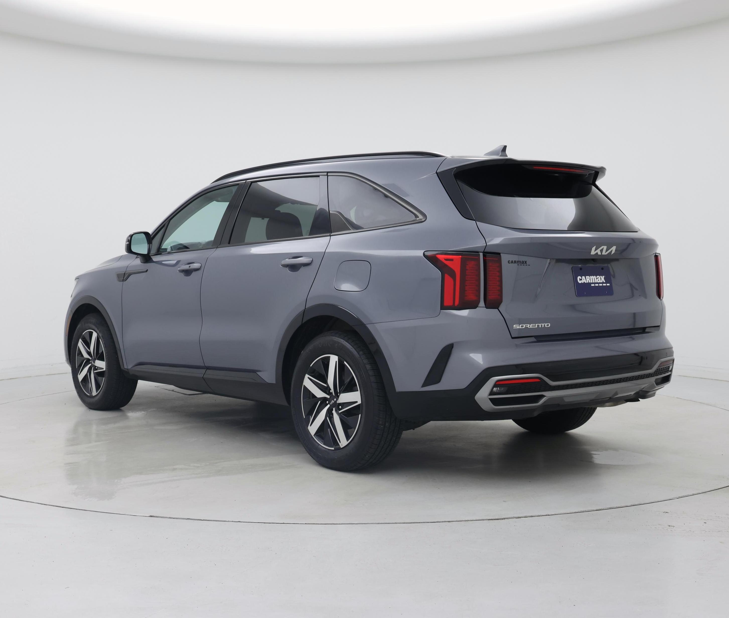 Thumbnail: 2023 Kia Sorento - 2