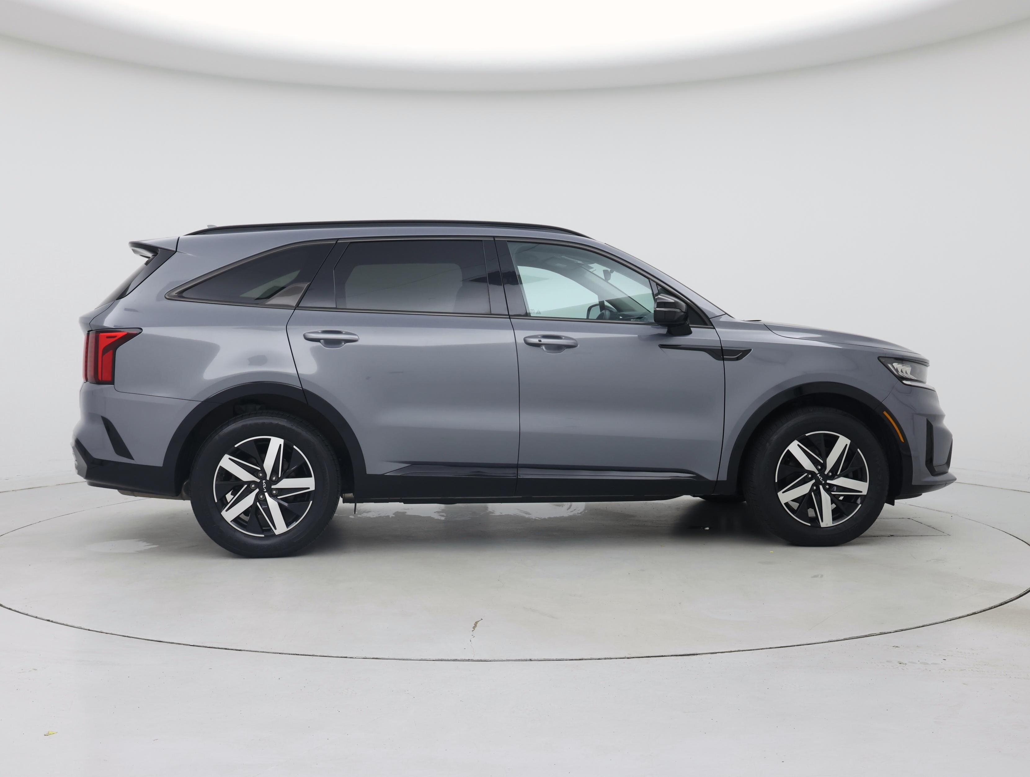 Thumbnail: 2023 Kia Sorento - 7