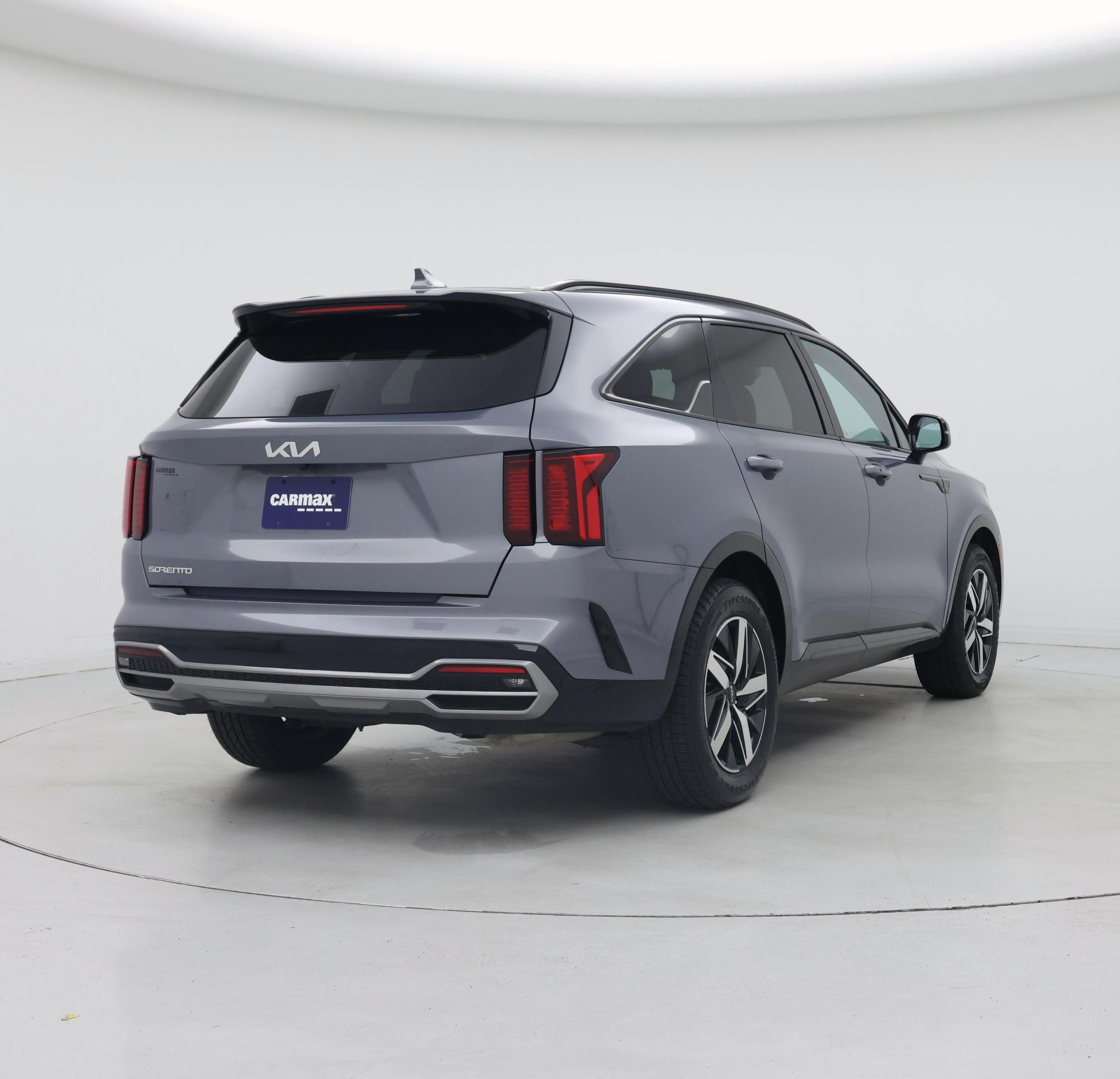 Thumbnail: 2023 Kia Sorento - 8