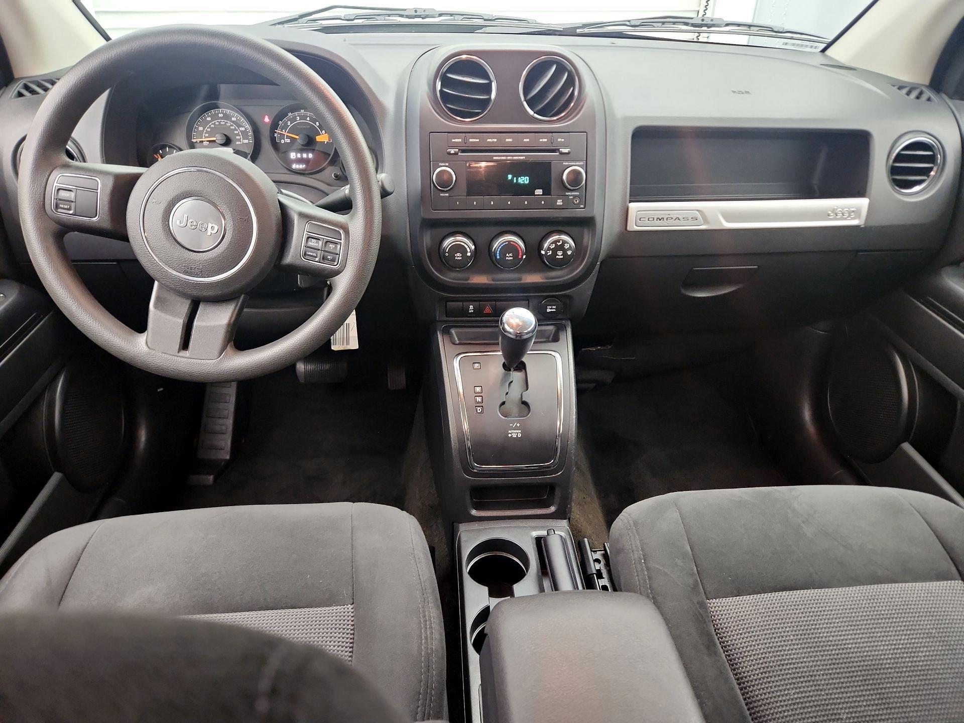 Thumbnail: 2014 Jeep Compass - 9