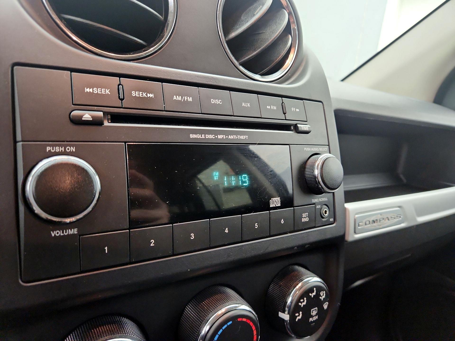 Thumbnail: 2014 Jeep Compass - 13