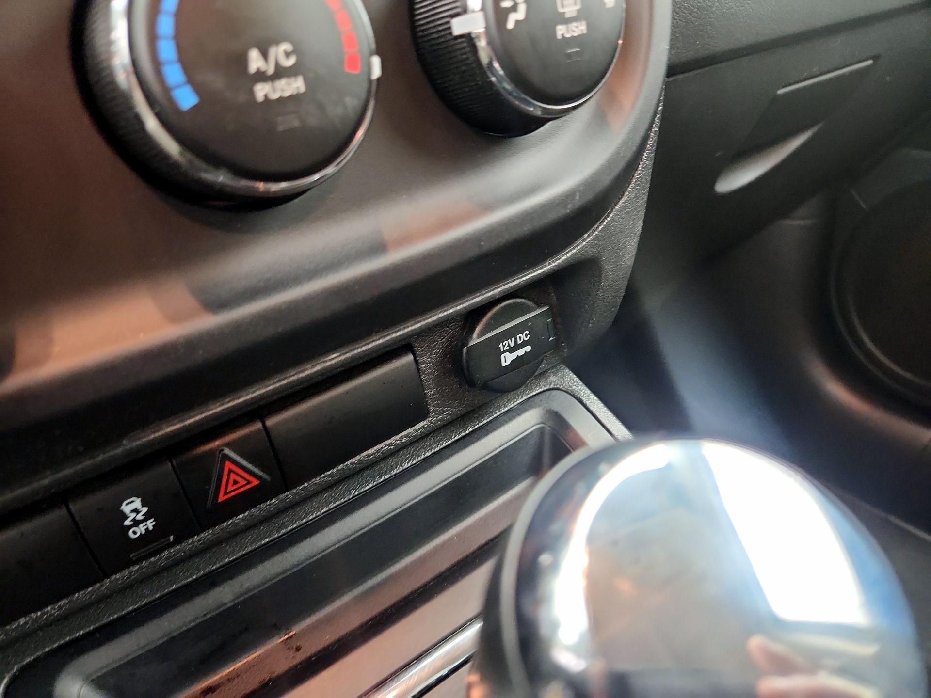 Thumbnail: 2014 Jeep Compass - 16