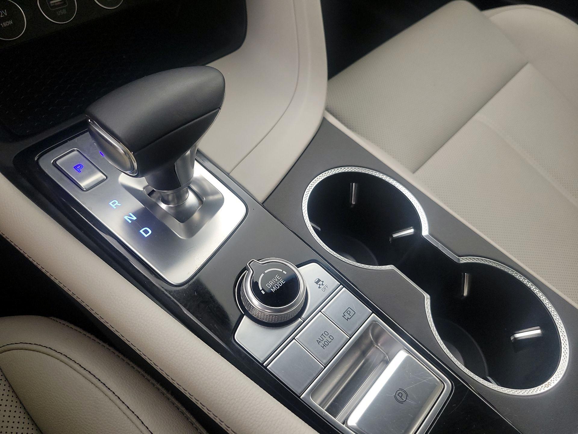 Thumbnail: 2025 Genesis G70 - 18