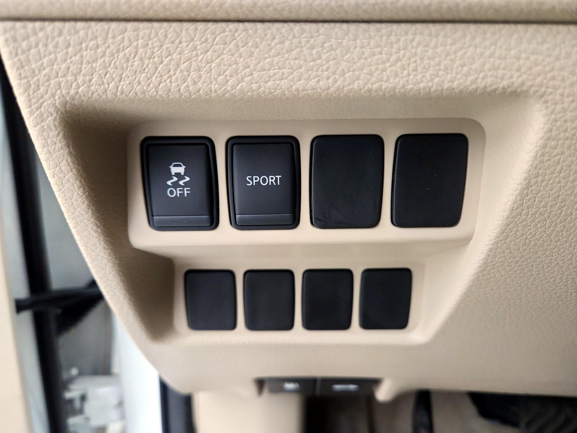 Thumbnail: 2014 Nissan Rogue - 13