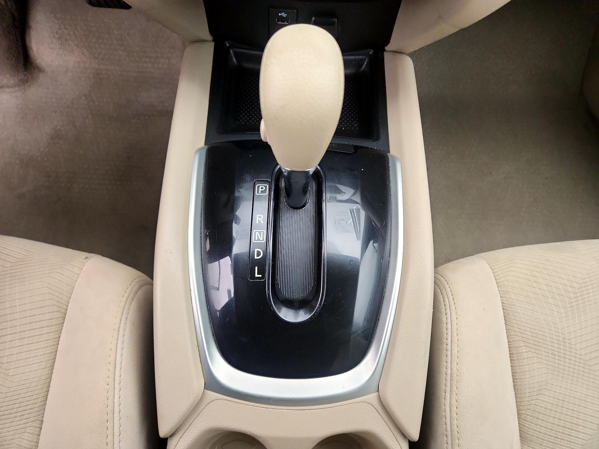 Thumbnail: 2014 Nissan Rogue - 17