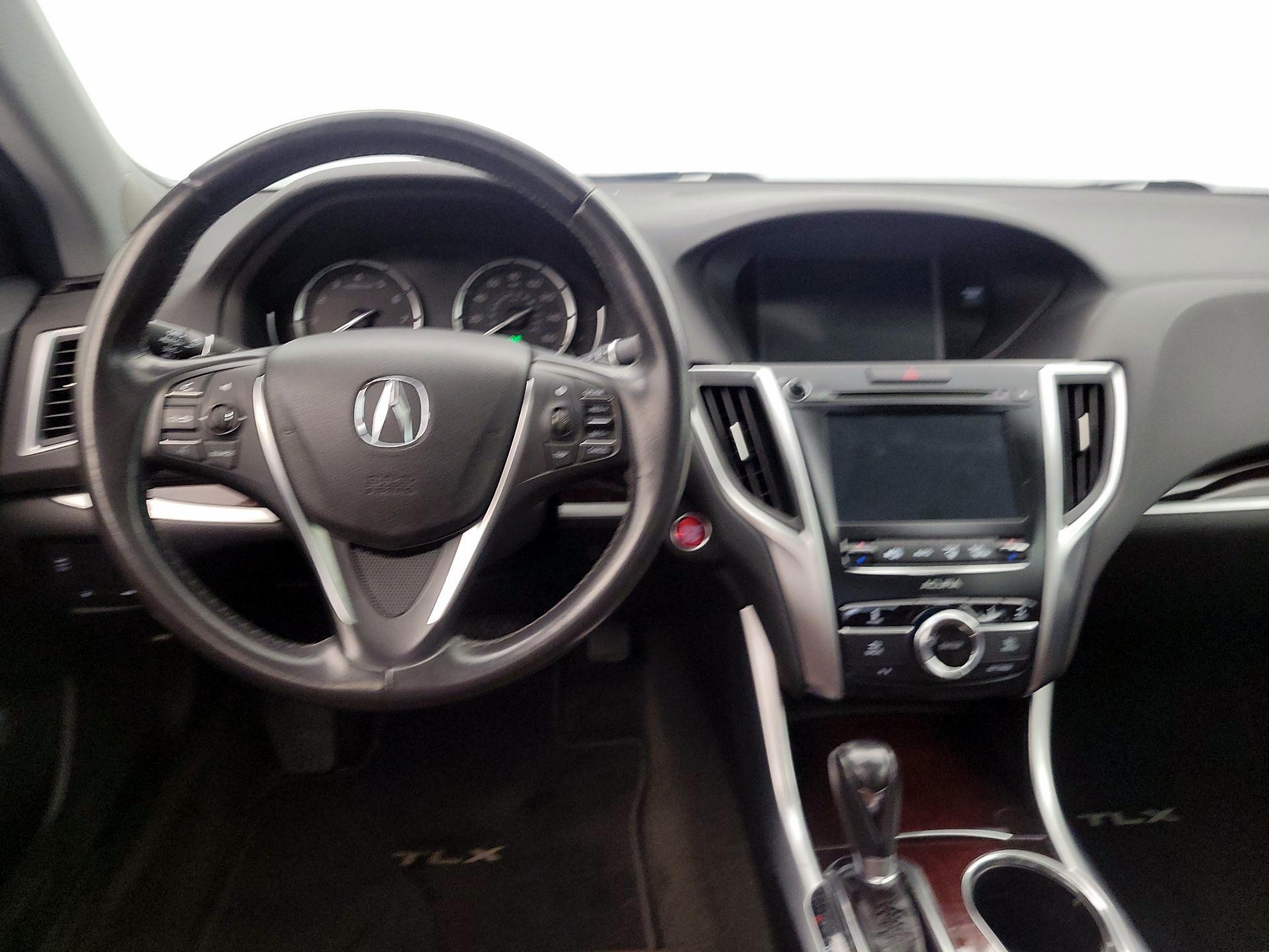 Thumbnail: 2015 Acura TLX - 10
