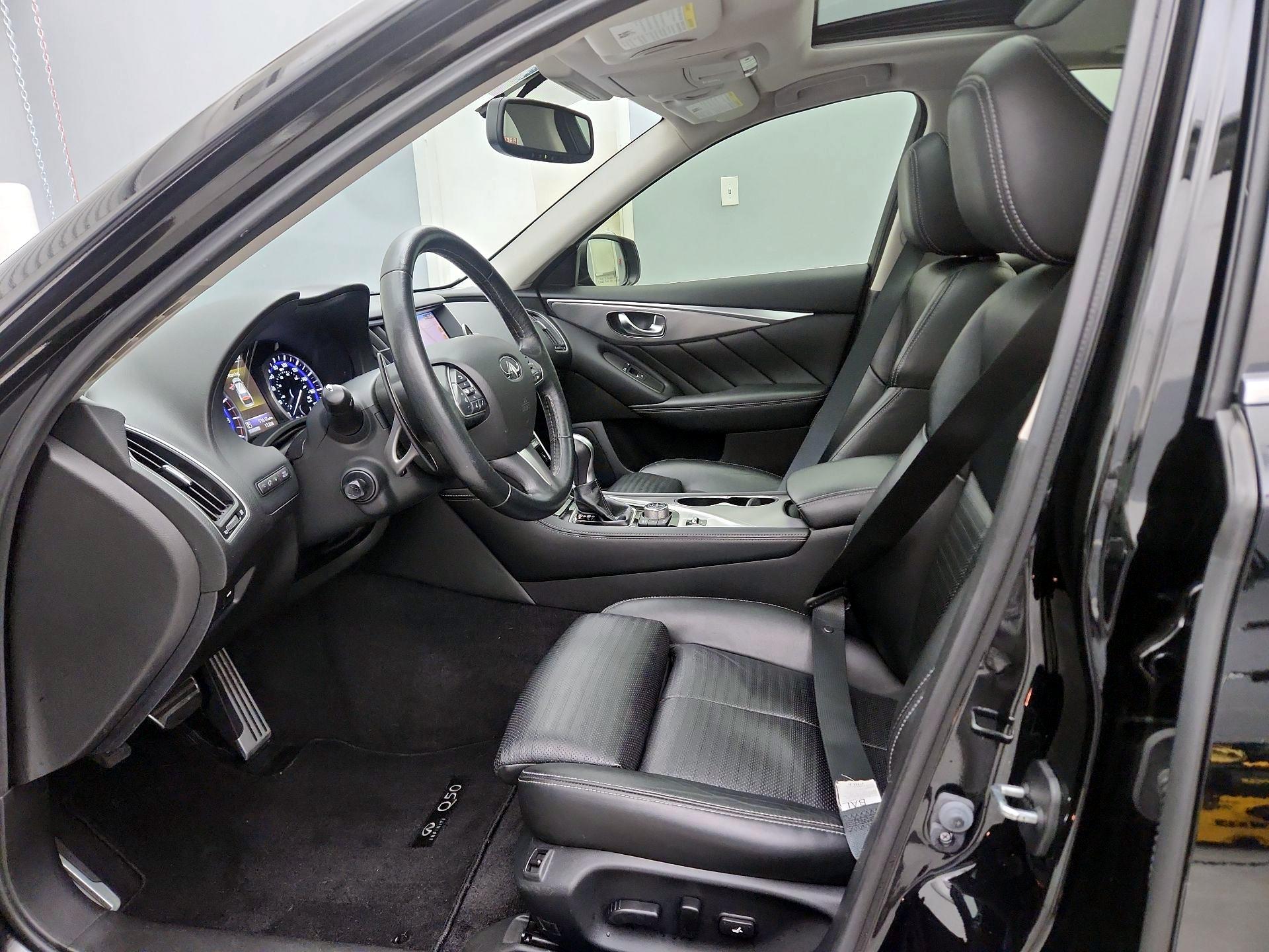 Thumbnail: 2016 INFINITI  - 11