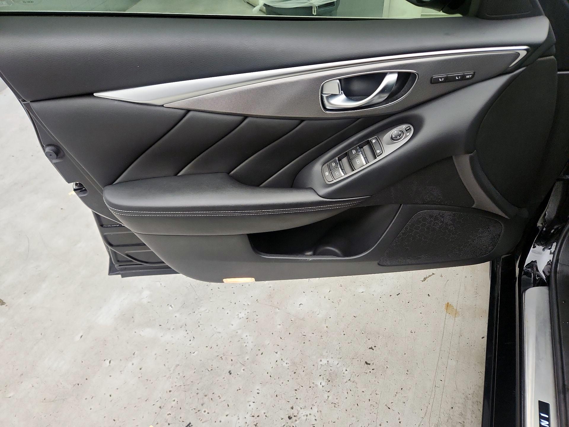 Thumbnail: 2016 INFINITI  - 12