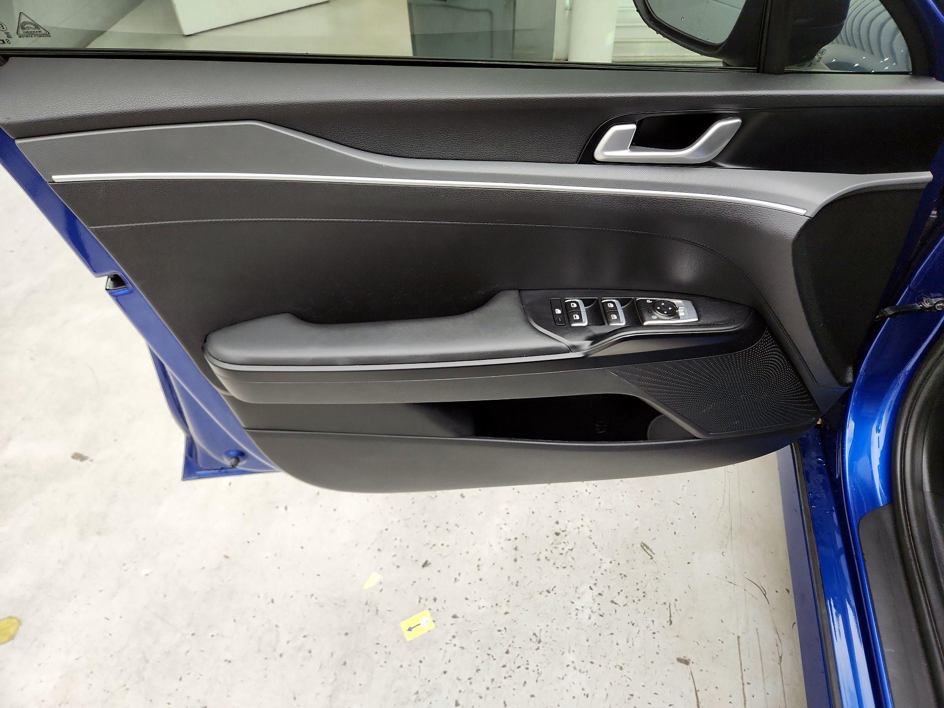 Thumbnail: 2023 Kia K5 - 12