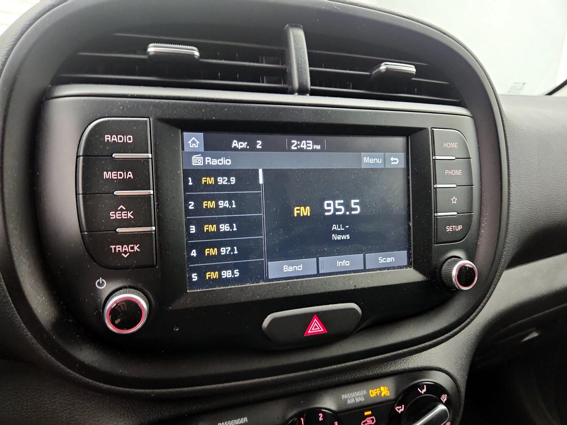 Thumbnail: 2021 Kia Soul - 15