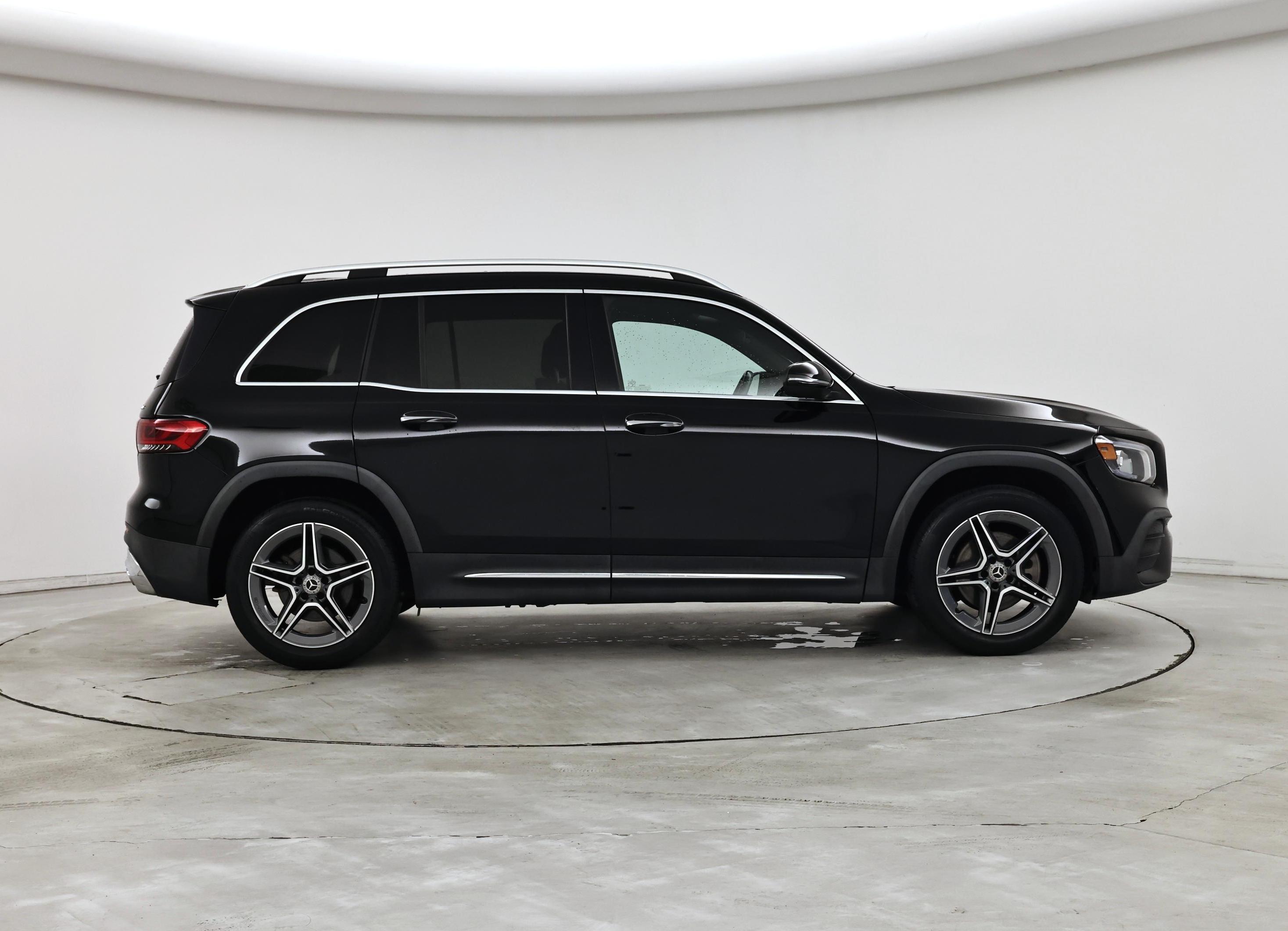 Thumbnail: 2022 Mercedes-Benz GLB - 7