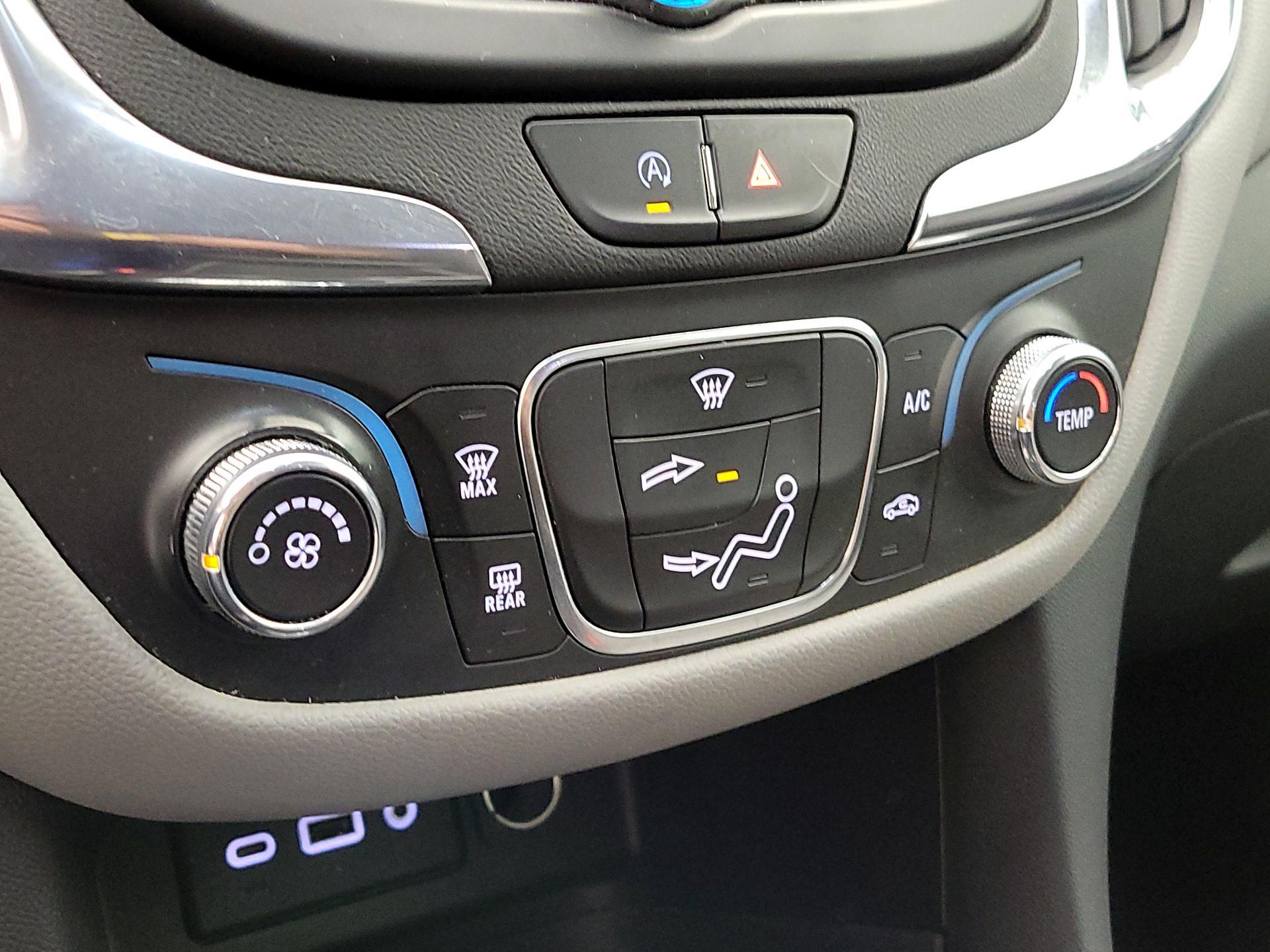 Thumbnail: 2023 Chevrolet Equinox - 16